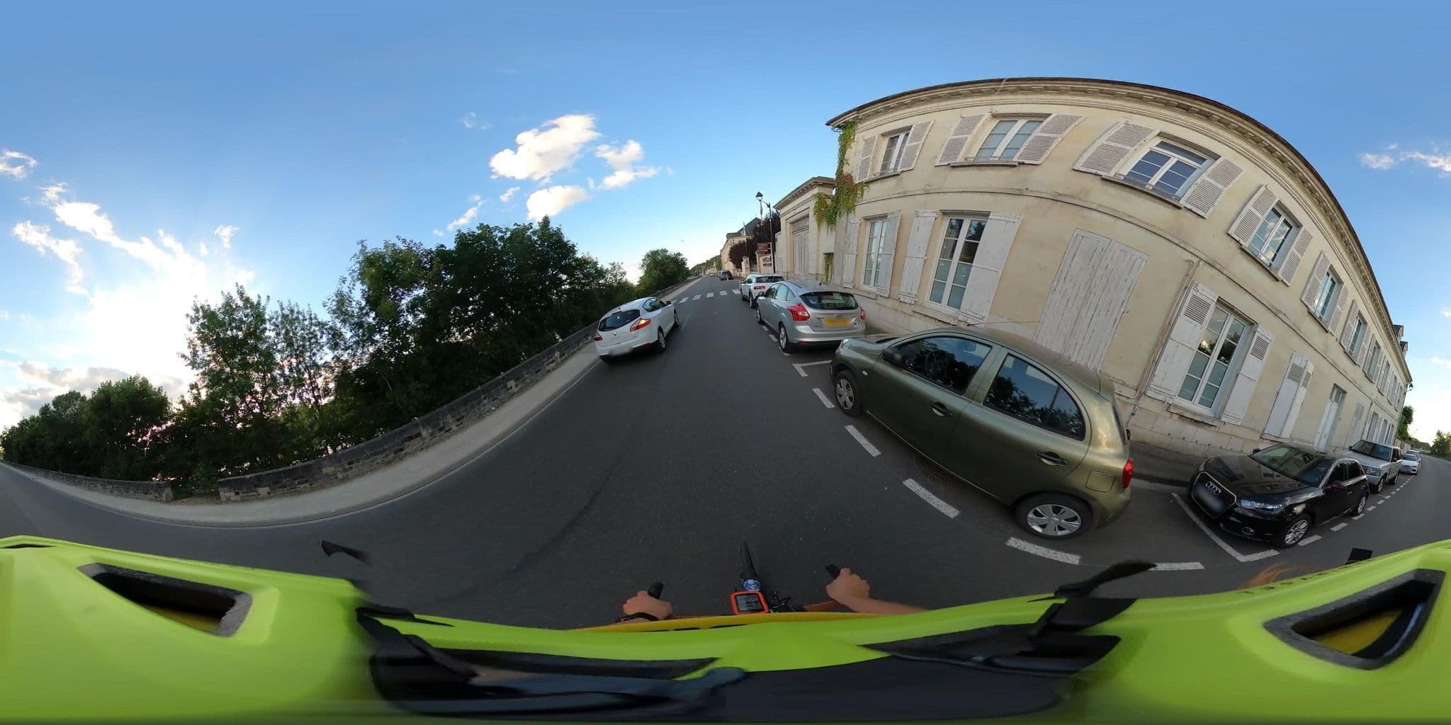 Street view near Le Choiseul, Amboise — © velocamion (CC BY-SA · Mapillary)