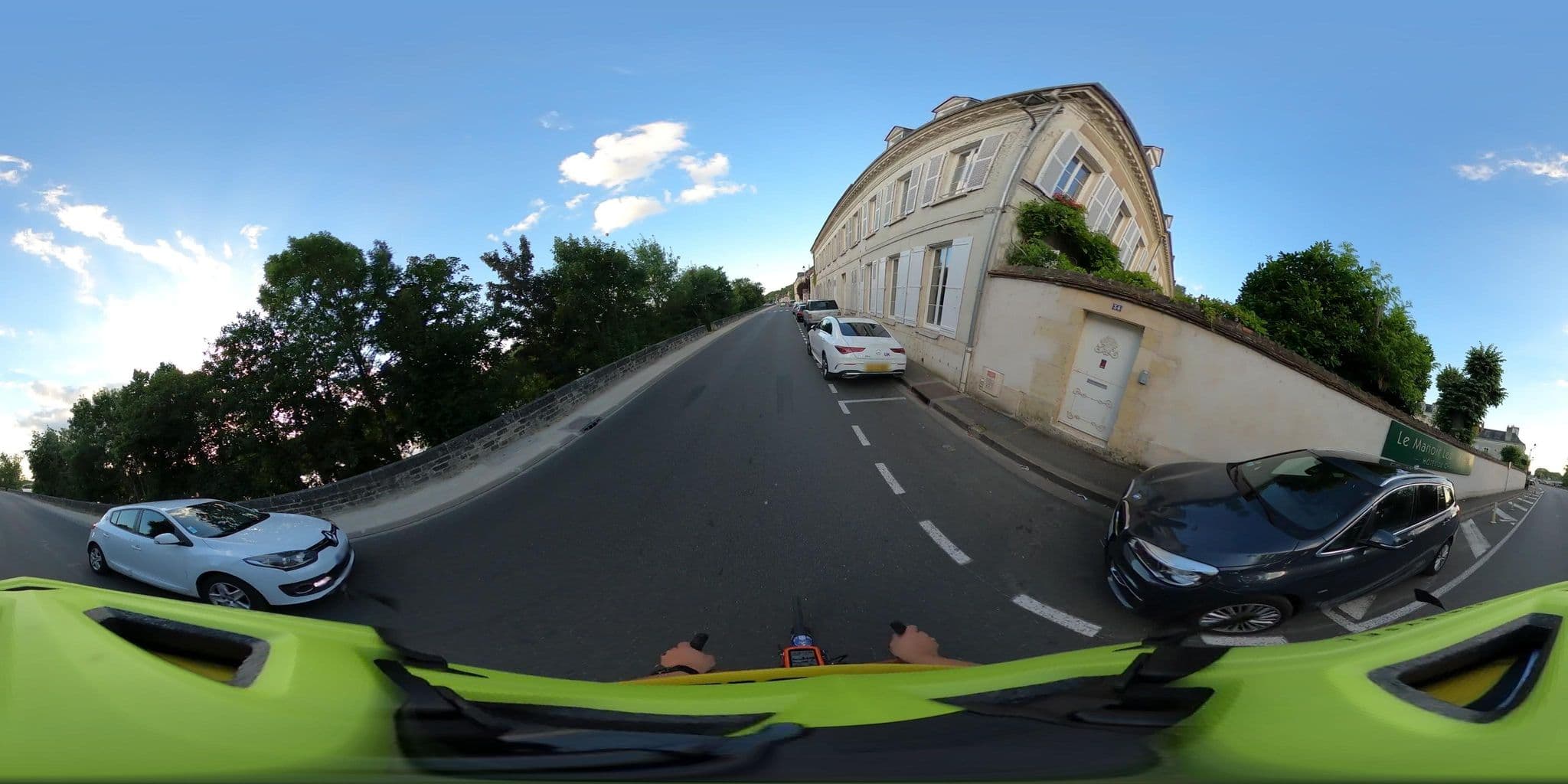 Street view near Le Manoir Les Minimes, Amboise — © velocamion (CC BY-SA · Mapillary)