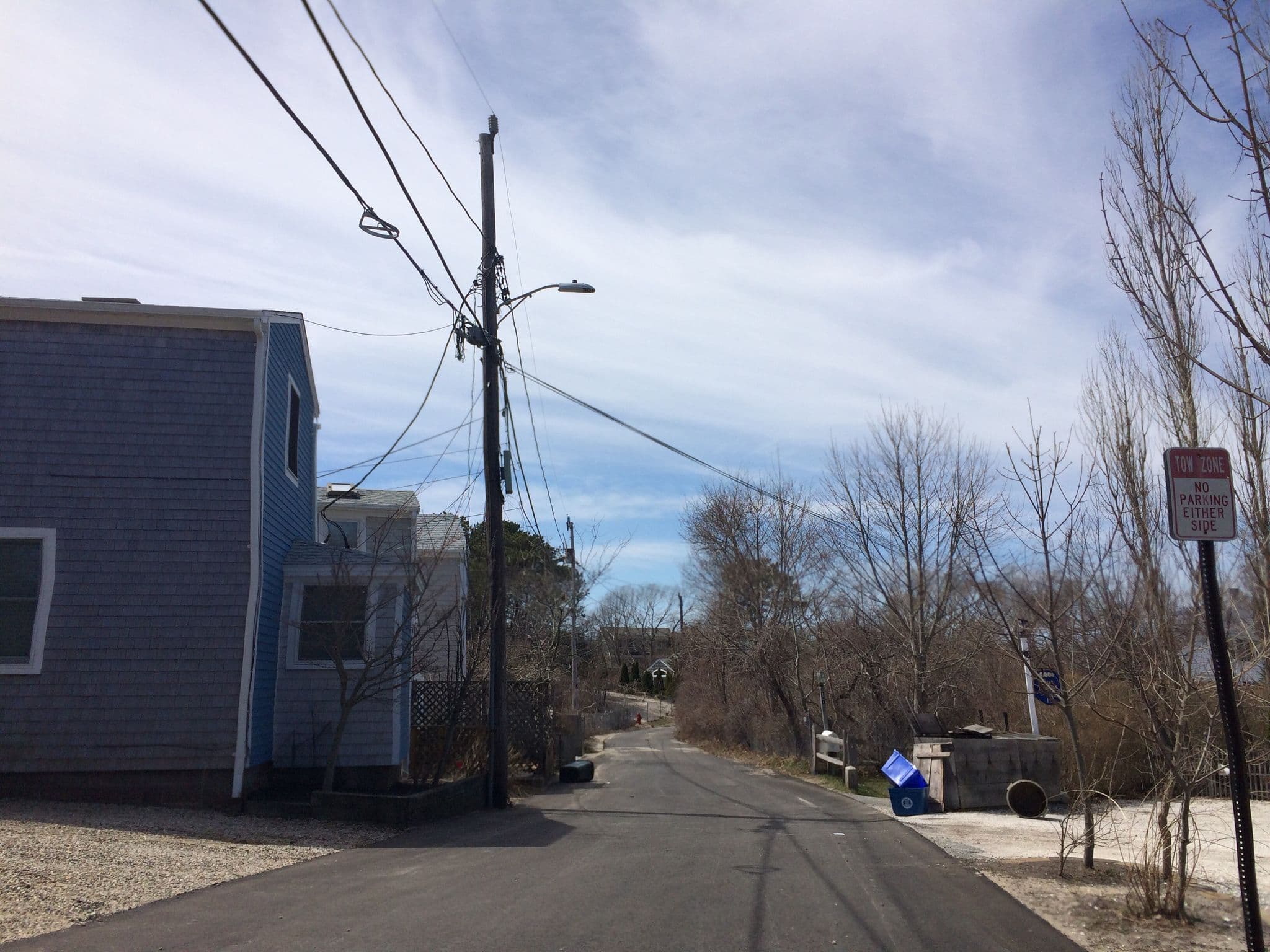 Street view near Four Gables Cottages and Suites Provincetown, Provincetown — © osric (CC BY-SA · Mapillary)