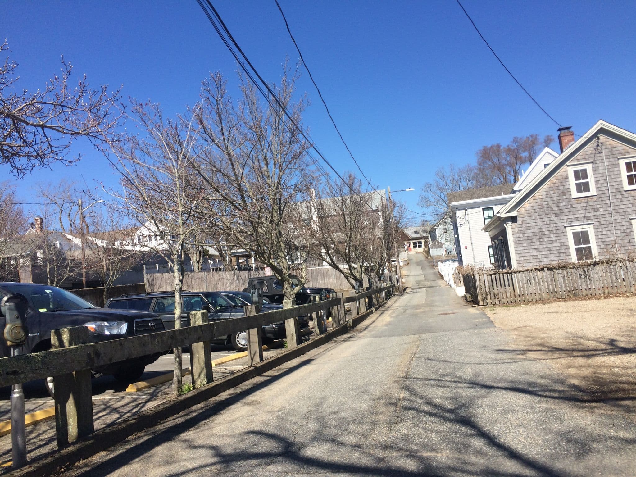 Street view near ShireMax Inn, Provincetown — © osric (CC BY-SA · Mapillary)