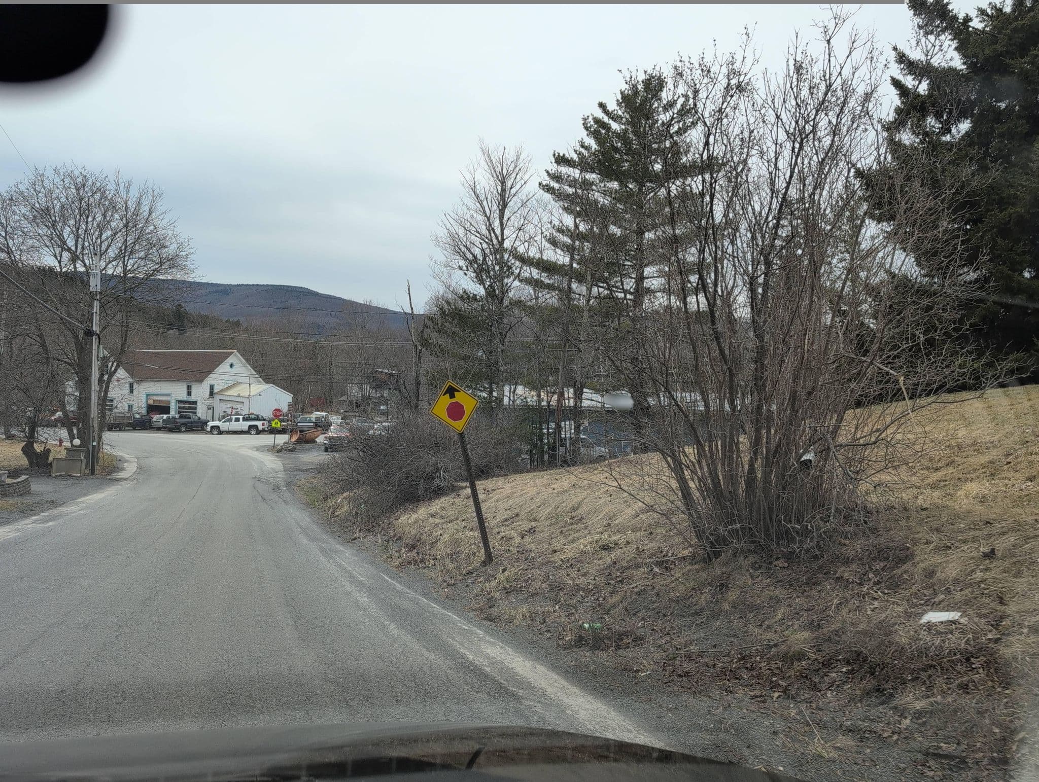 Street view near Greene Mountain View Inn, Palenville — © alrekur (CC BY-SA · Mapillary)