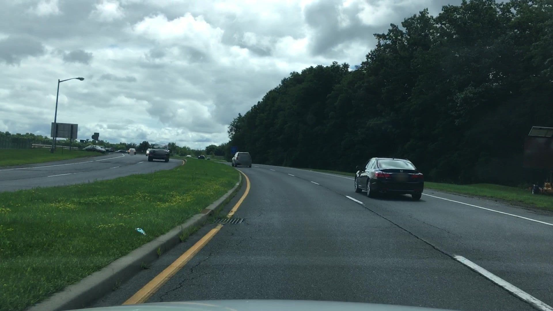 Street view near Hotel Albany Van, Colonie — © lvl5 (CC BY-SA · Mapillary)