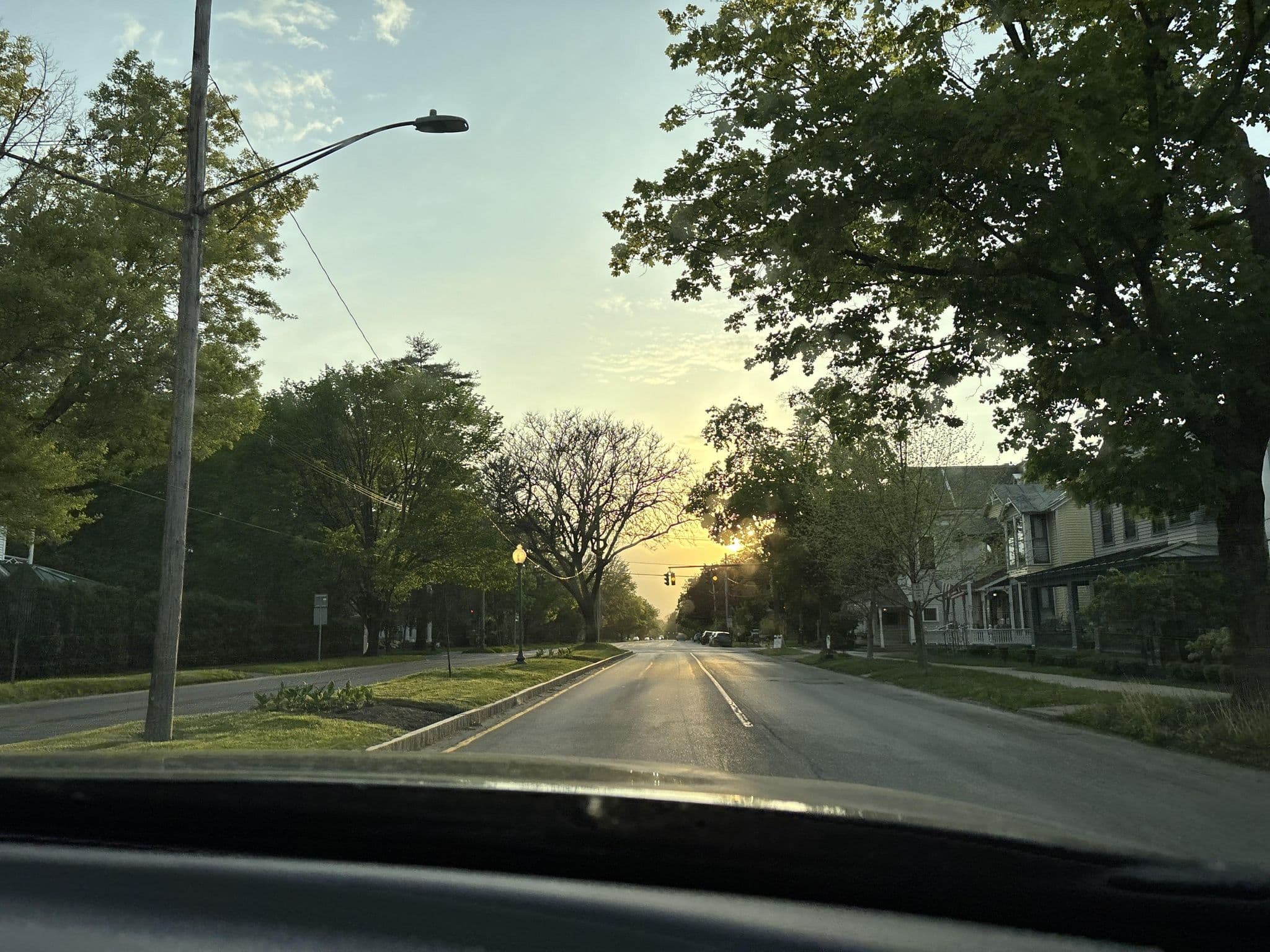 Street view near The Six Sisters Bed And Breakfast, Saratoga Springs — © Dude1 (CC BY-SA · Mapillary)