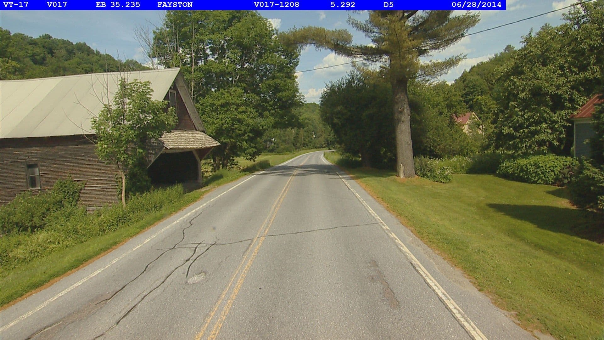 Street view near Millbrook Inn, Moretown — © vtrans_row (CC BY-SA · Mapillary)