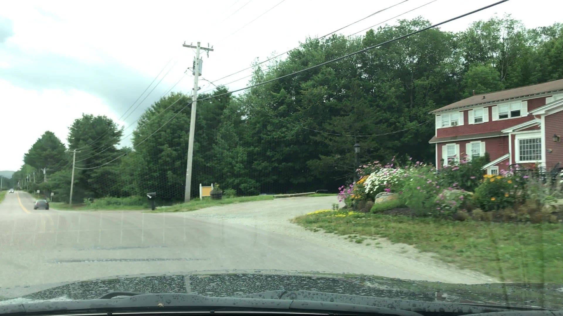 Street view near 10 Acres Lodge, Stowe — © lvl5 (CC BY-SA · Mapillary)