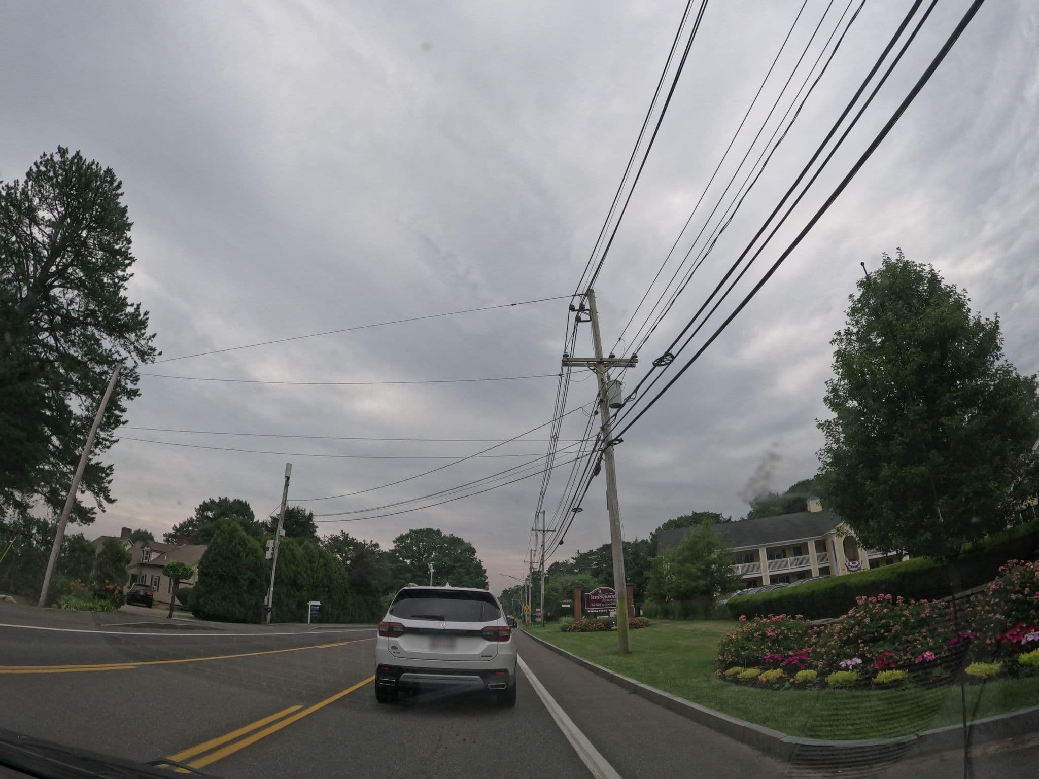 Street view near Inn Season Resorts Falls, Ogunquit — © vorpalblade (CC BY-SA · Mapillary)