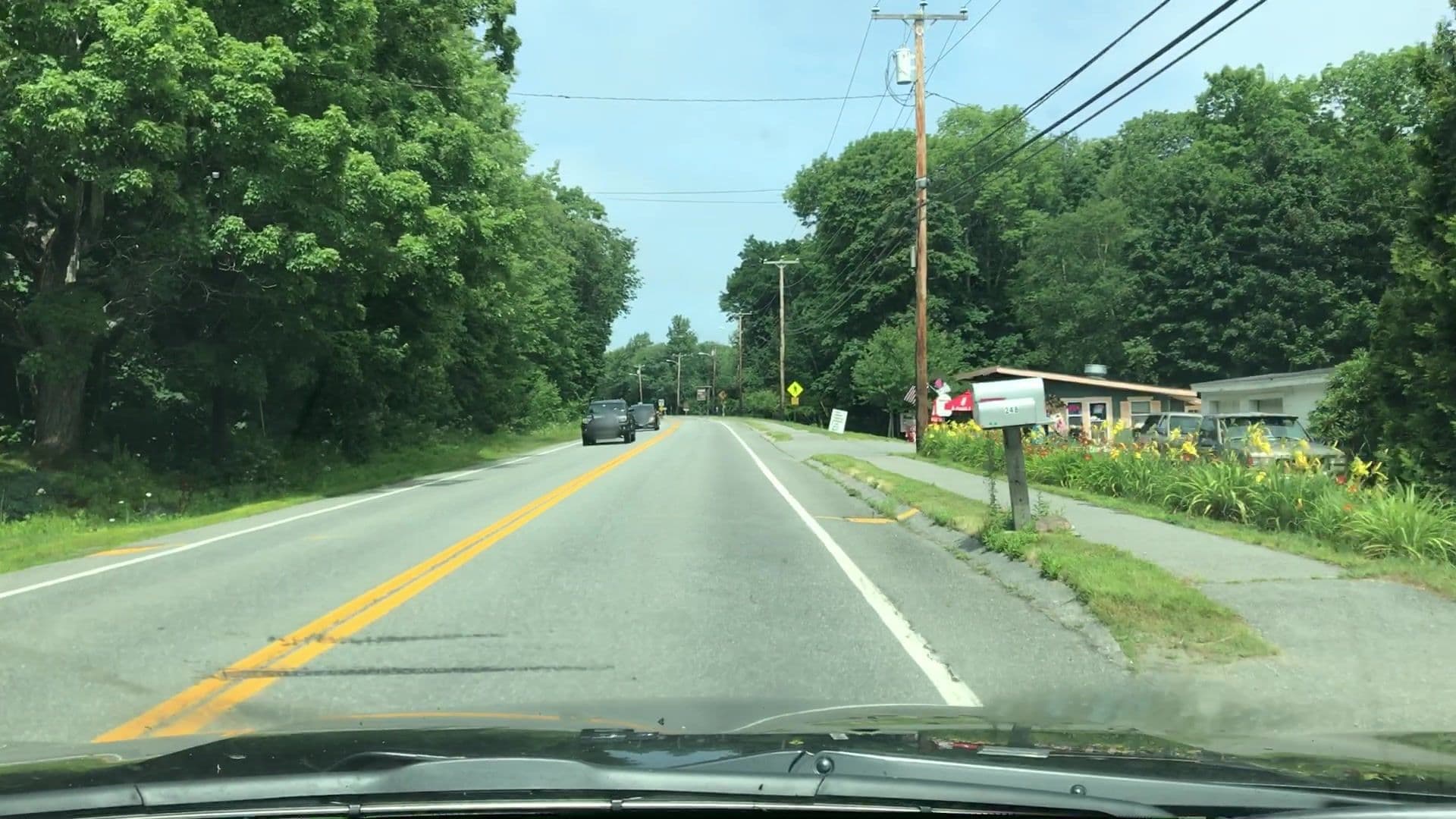 Street view near Beloin's on the Maine Coast, Lincolnville — © lvl5 (CC BY-SA · Mapillary)