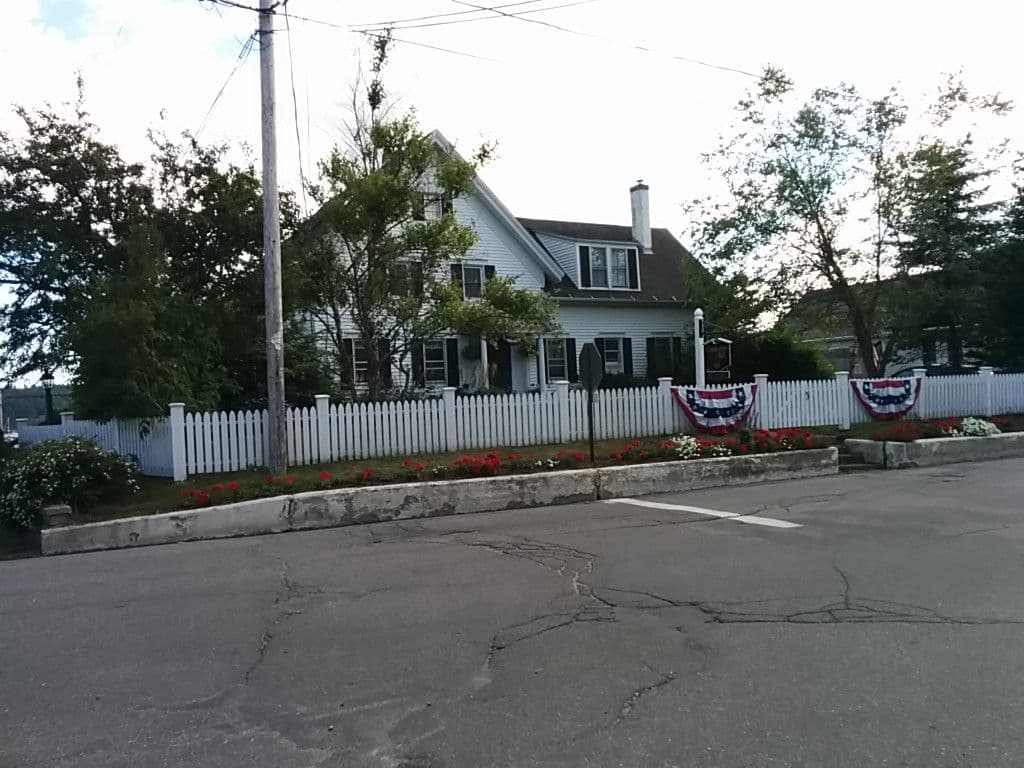 Street view near Cranberry Hill Inn, Bar Harbor — © iandees (CC BY-SA · Mapillary)