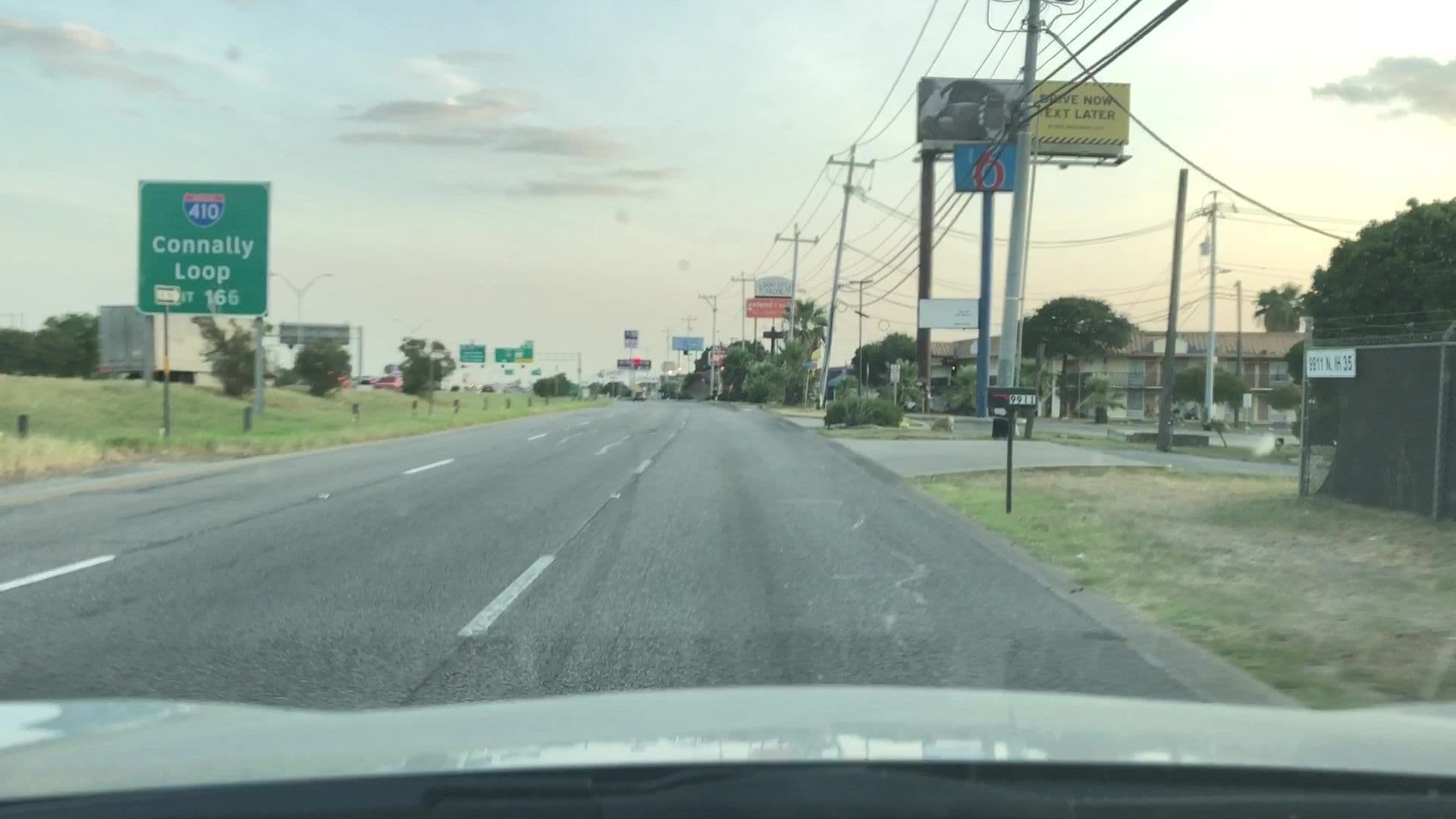 Street view near Ruby Inn, Windcrest β Β© lvl5 (CC BY-SA Β· Mapillary)