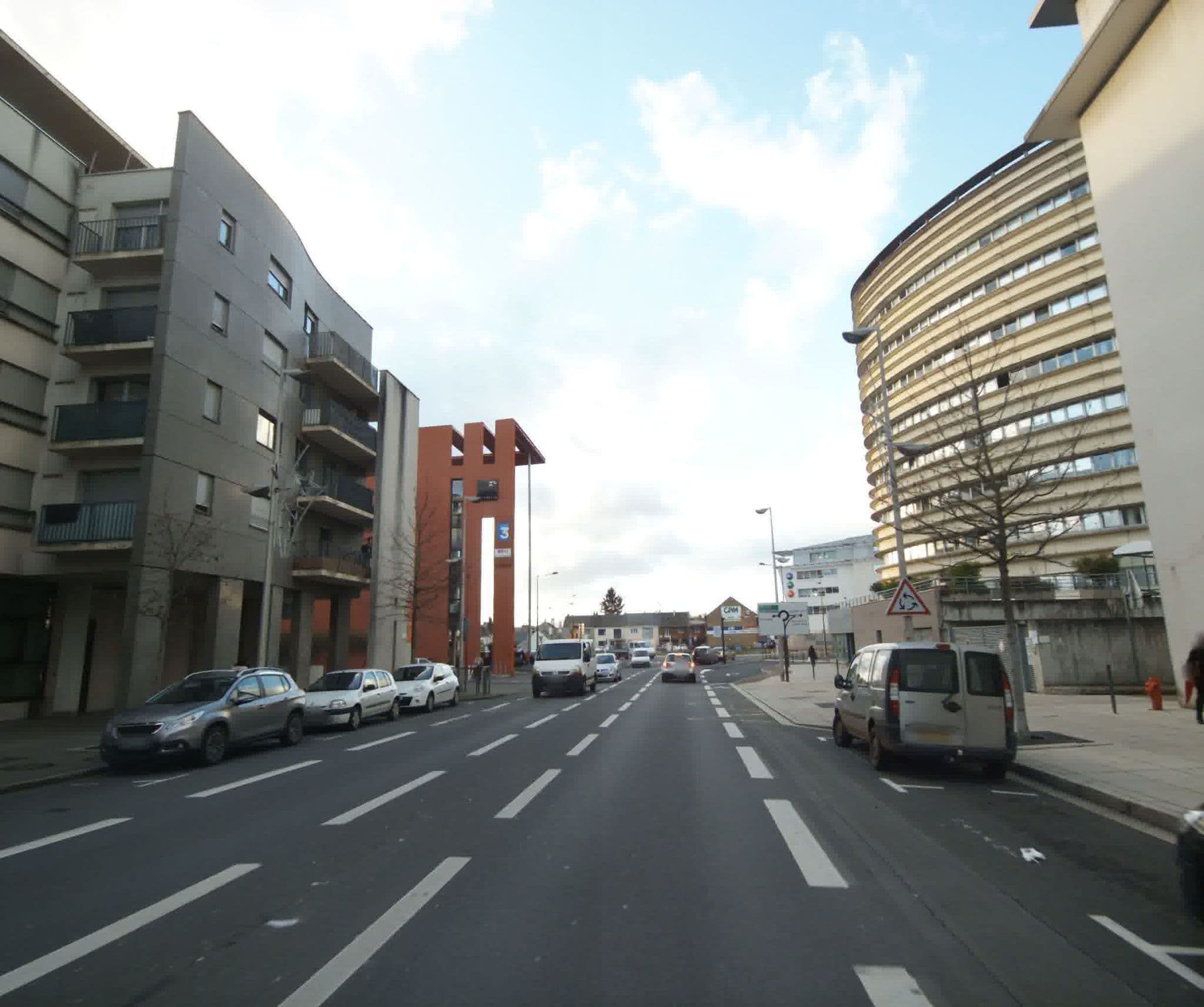Street view near Zenitude Hôtel-Résidences, Le Mans — © sogefi (CC BY-SA · Mapillary)