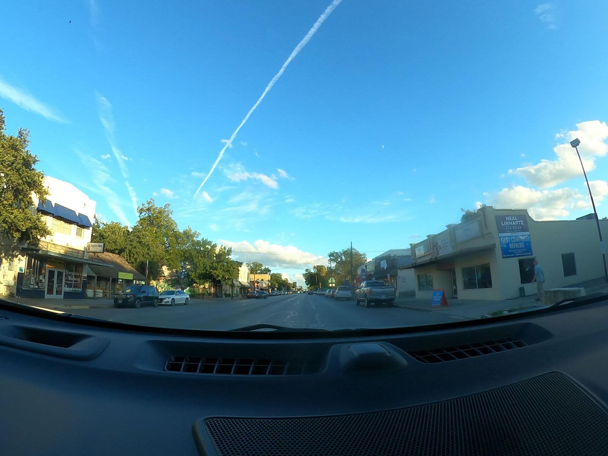 Street view near Stephan Klein House, New Braunfels — © raveneye (CC BY-SA · Mapillary)