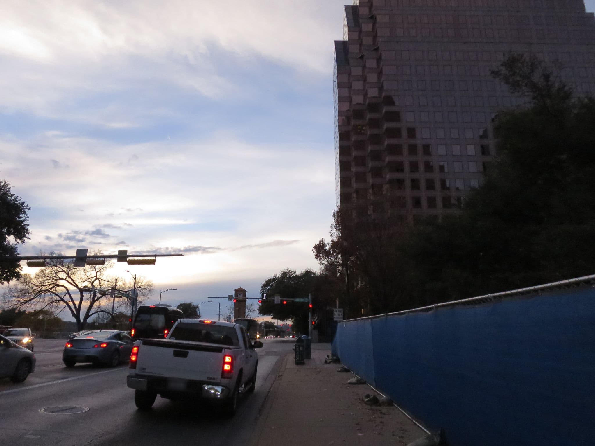 Street view near RadRadison: Inside Funny Or Die Panel, Austin — © richlv (CC BY-SA · Mapillary)