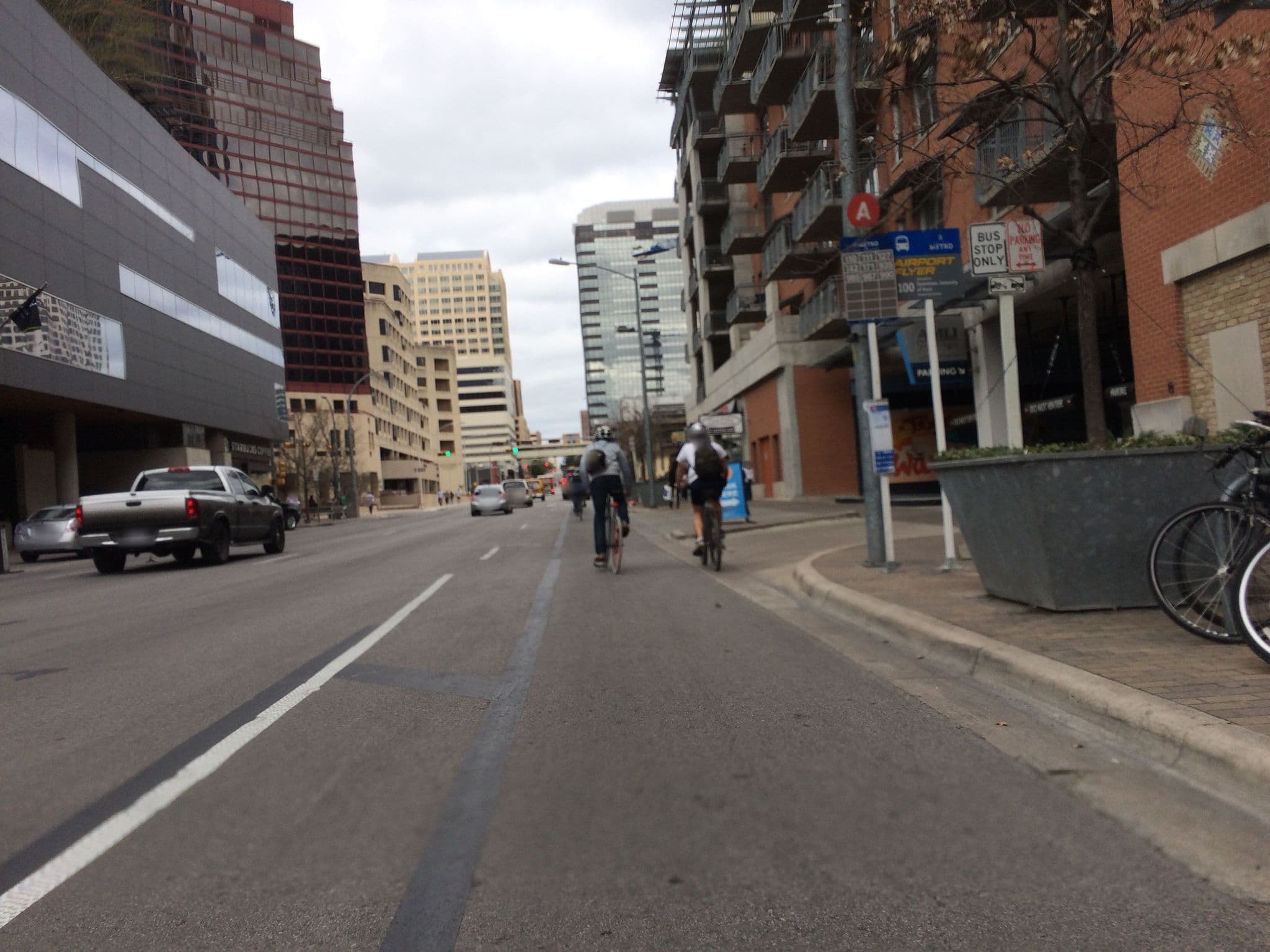 Street view near Guild Lavaca St., Austin — © praimo08 (CC BY-SA · Mapillary)