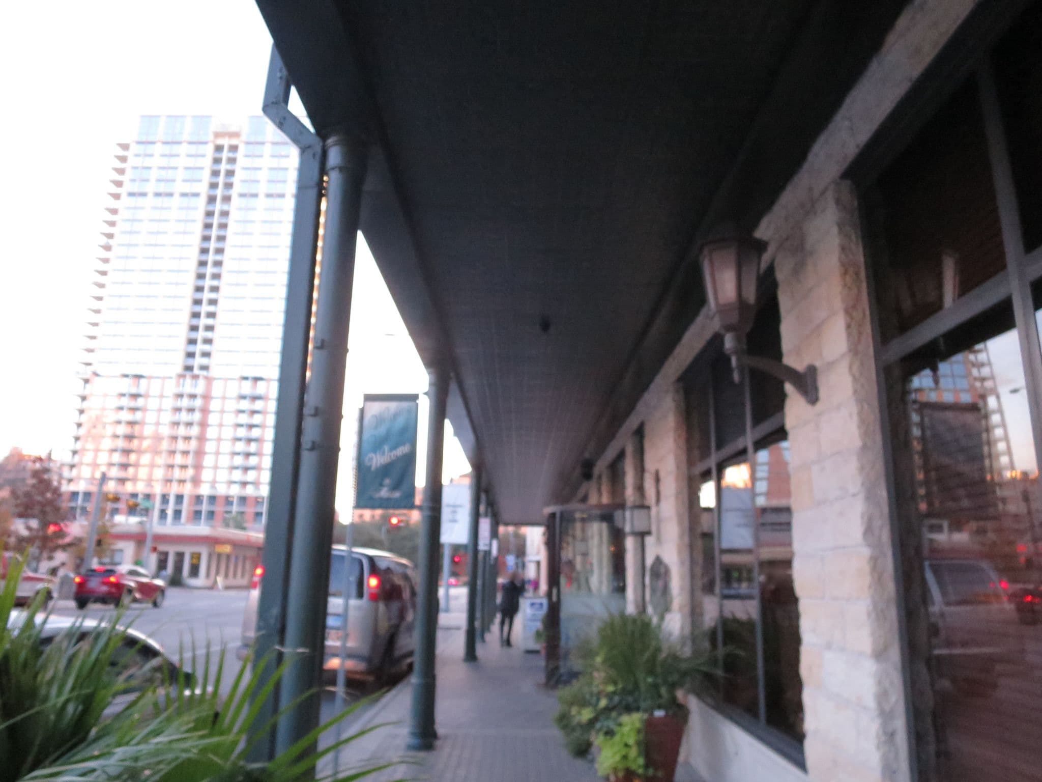 Street view near Hampton Inn & Suites, Austin — © richlv (CC BY-SA · Mapillary)