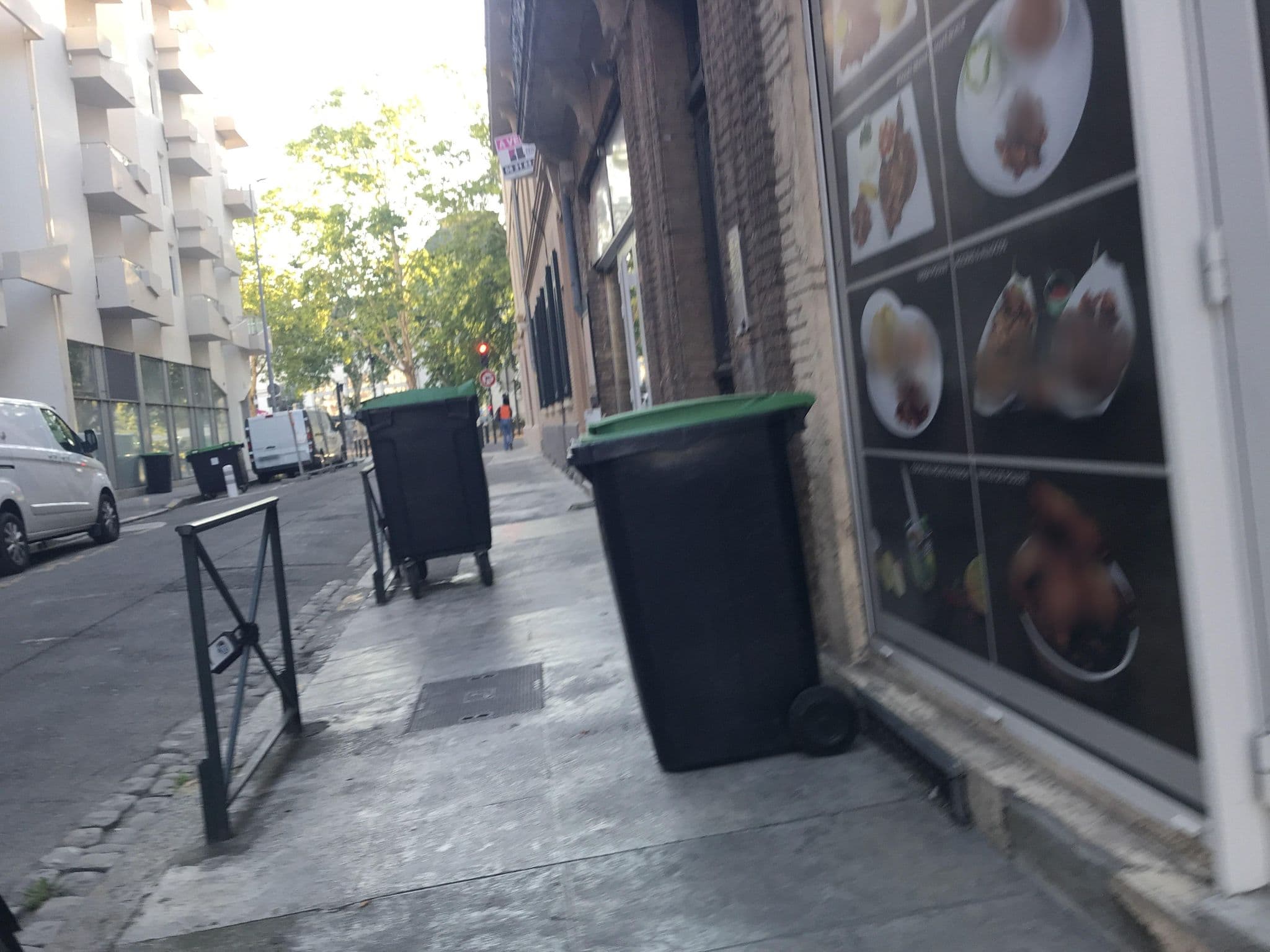 Street view near Hôtel La Chartreuse, Toulouse — © miguel_andrade (CC BY-SA · Mapillary)