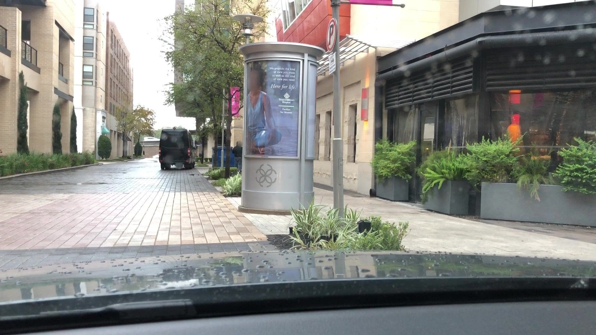 Street view near The Hotel Moran, Bunker Hill Village — © lvl5 (CC BY-SA · Mapillary)