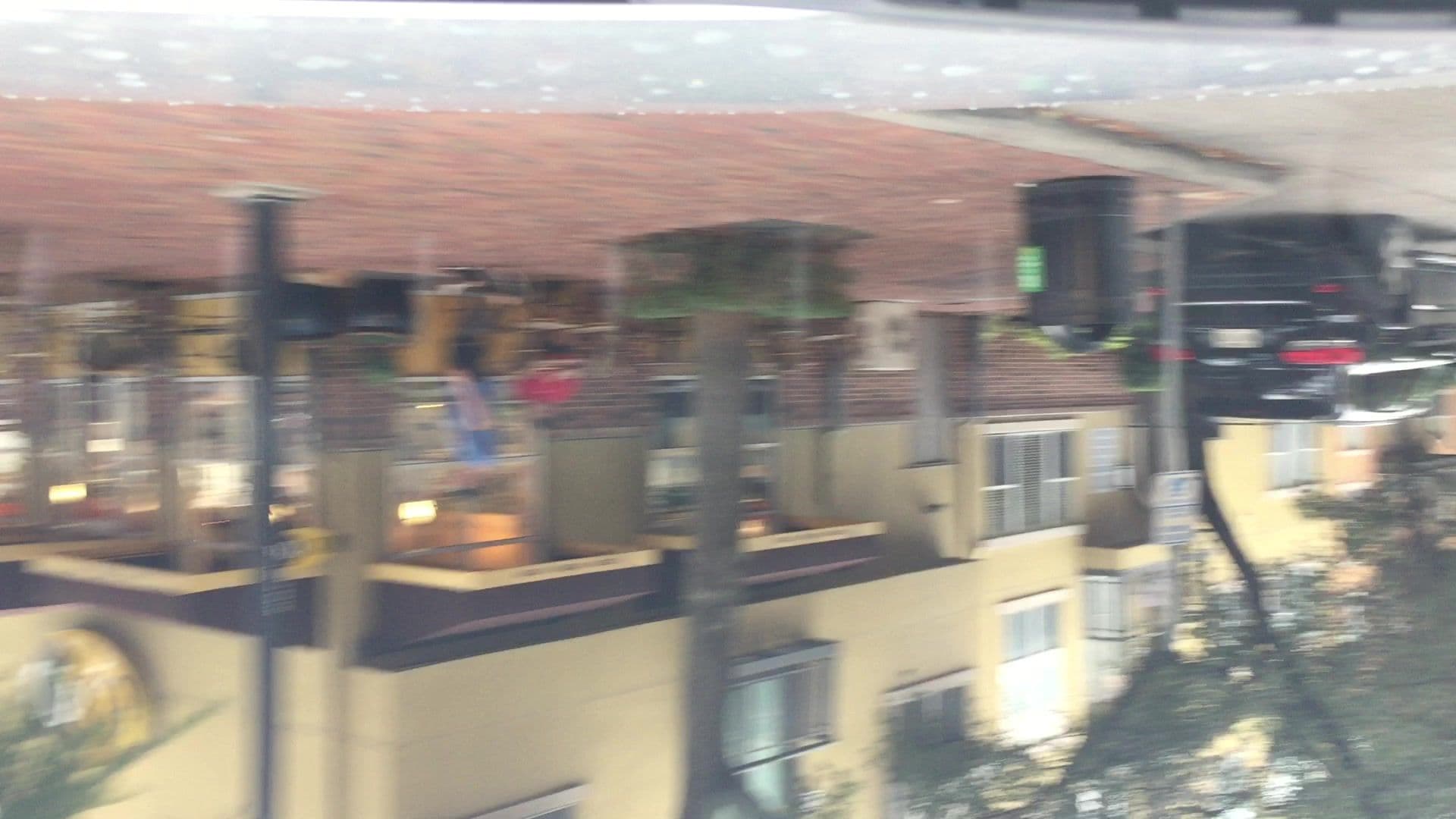 Street view near Hotel Nhimo, Houston — © lvl5 (CC BY-SA · Mapillary)
