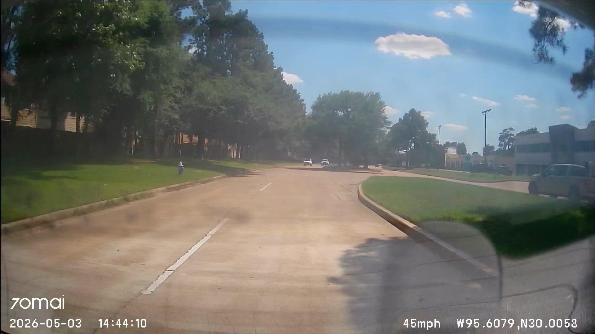 Street view near Joes A Hoe.com, Oak Cliff Place — © graharg (CC BY-SA · Mapillary)