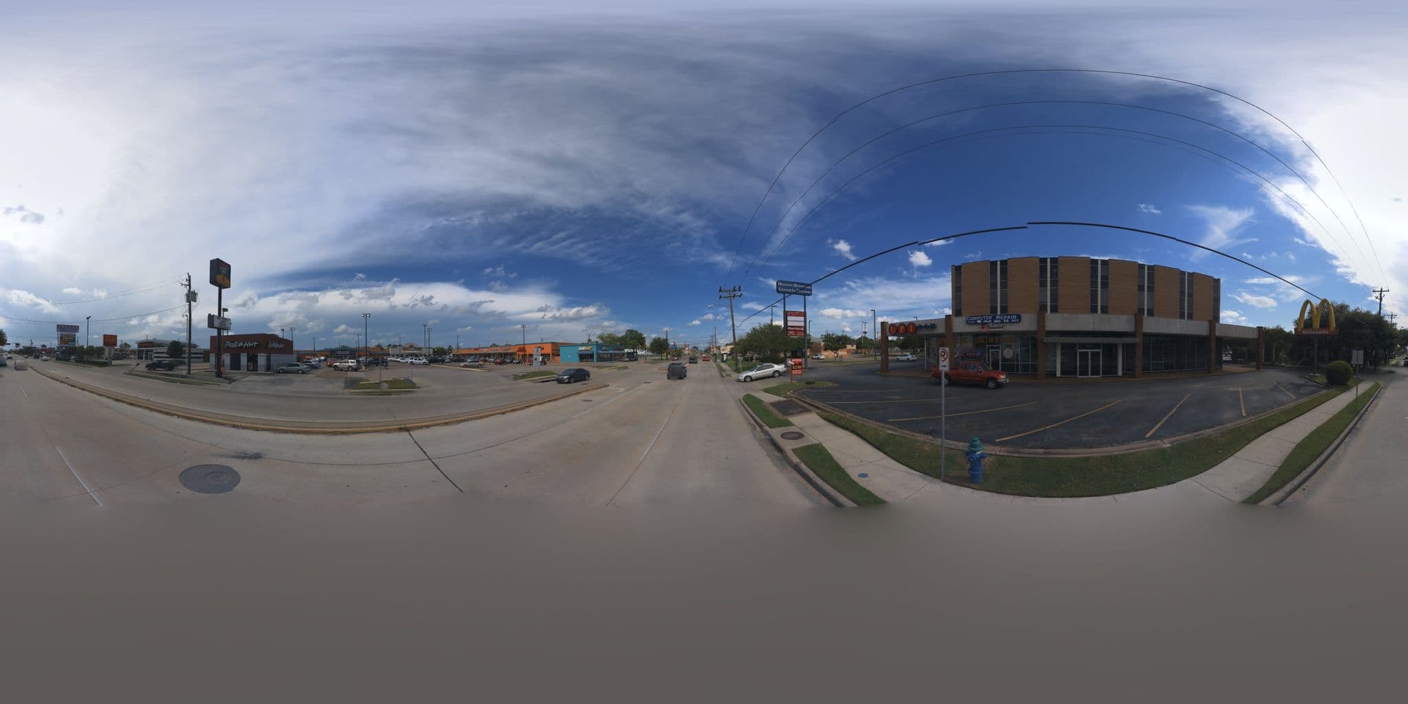 Street view near Santa Maria Hostel Admissions, Hunters Creek Village — © microsoft (CC BY-SA · Mapillary)
