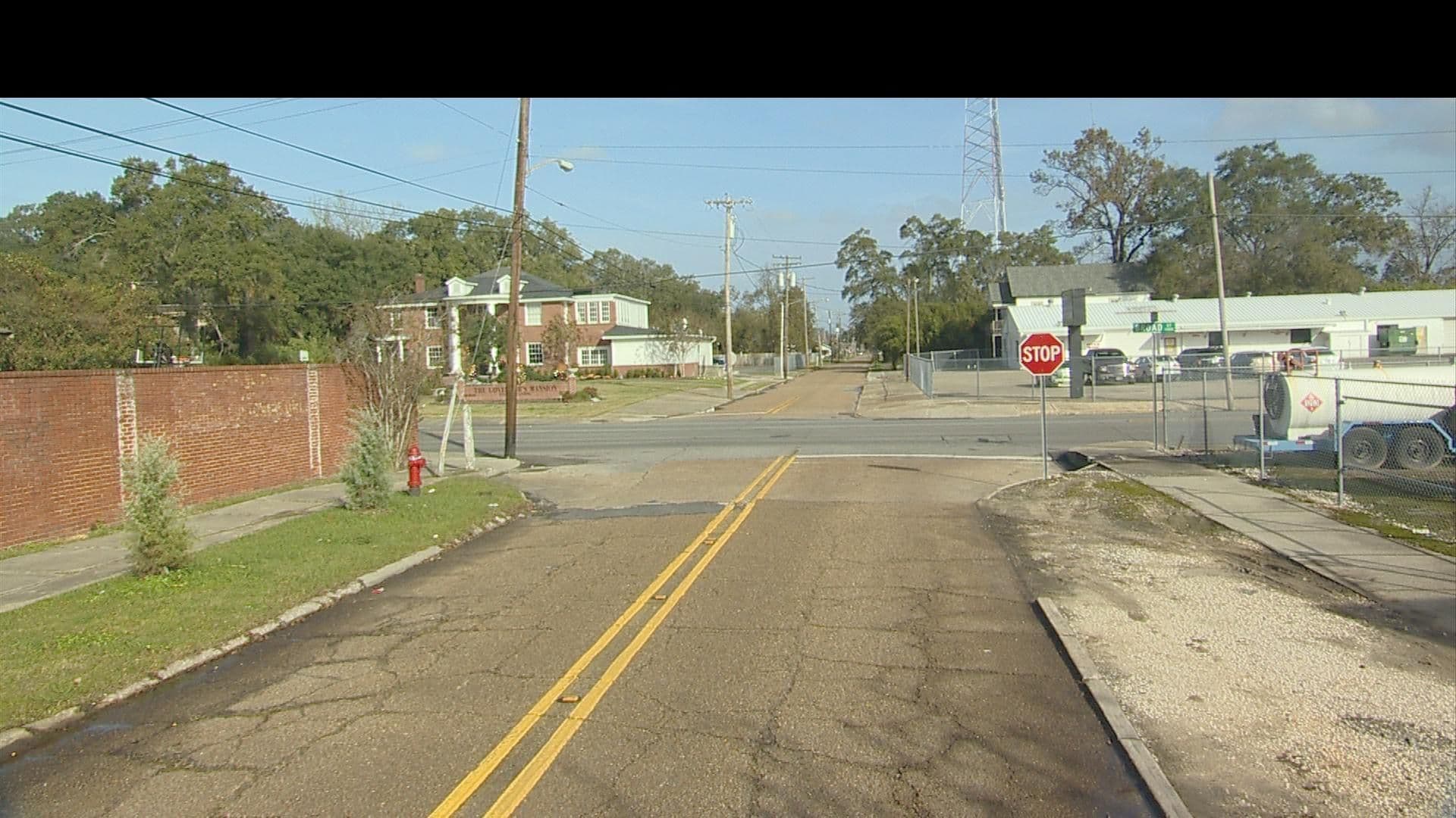 Street view near Hott Souther Mess Bed & Breakfast, Lake Charles — © WR2_2023 (CC BY-SA · Mapillary)