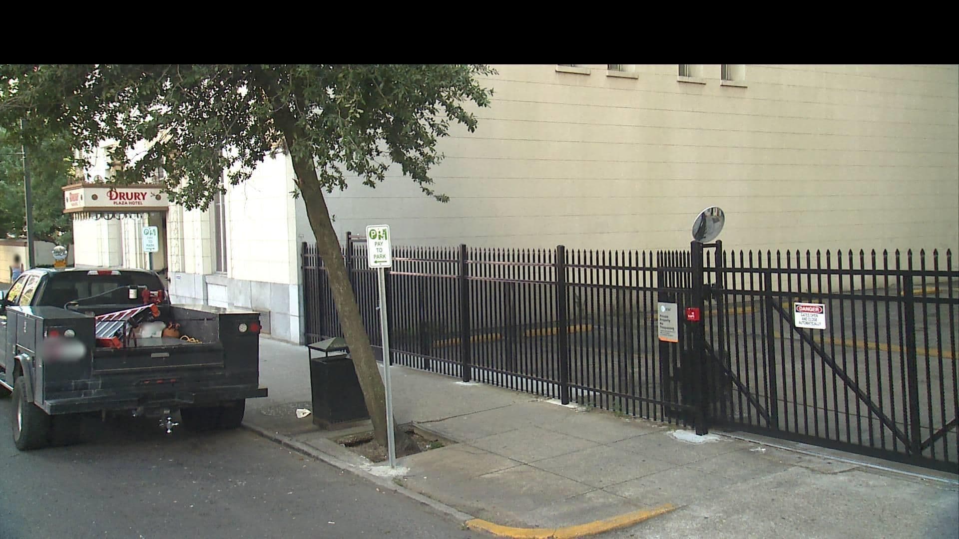 Street view near Drury Plaza Hotel New Orleans, New Orleans — © 2023WR (CC BY-SA · Mapillary)
