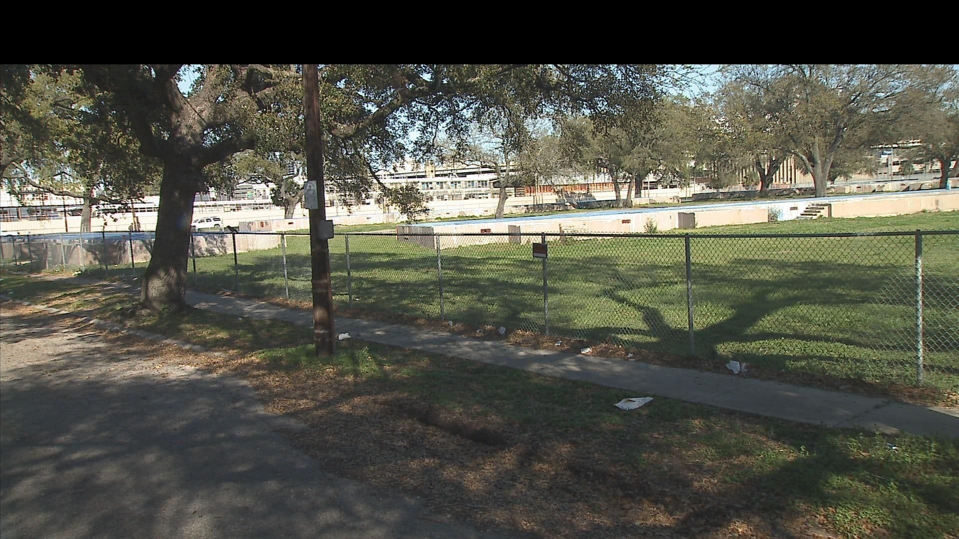 Street view near Dupre Place, New Orleans — © FF_Loc1 (CC BY-SA · Mapillary)