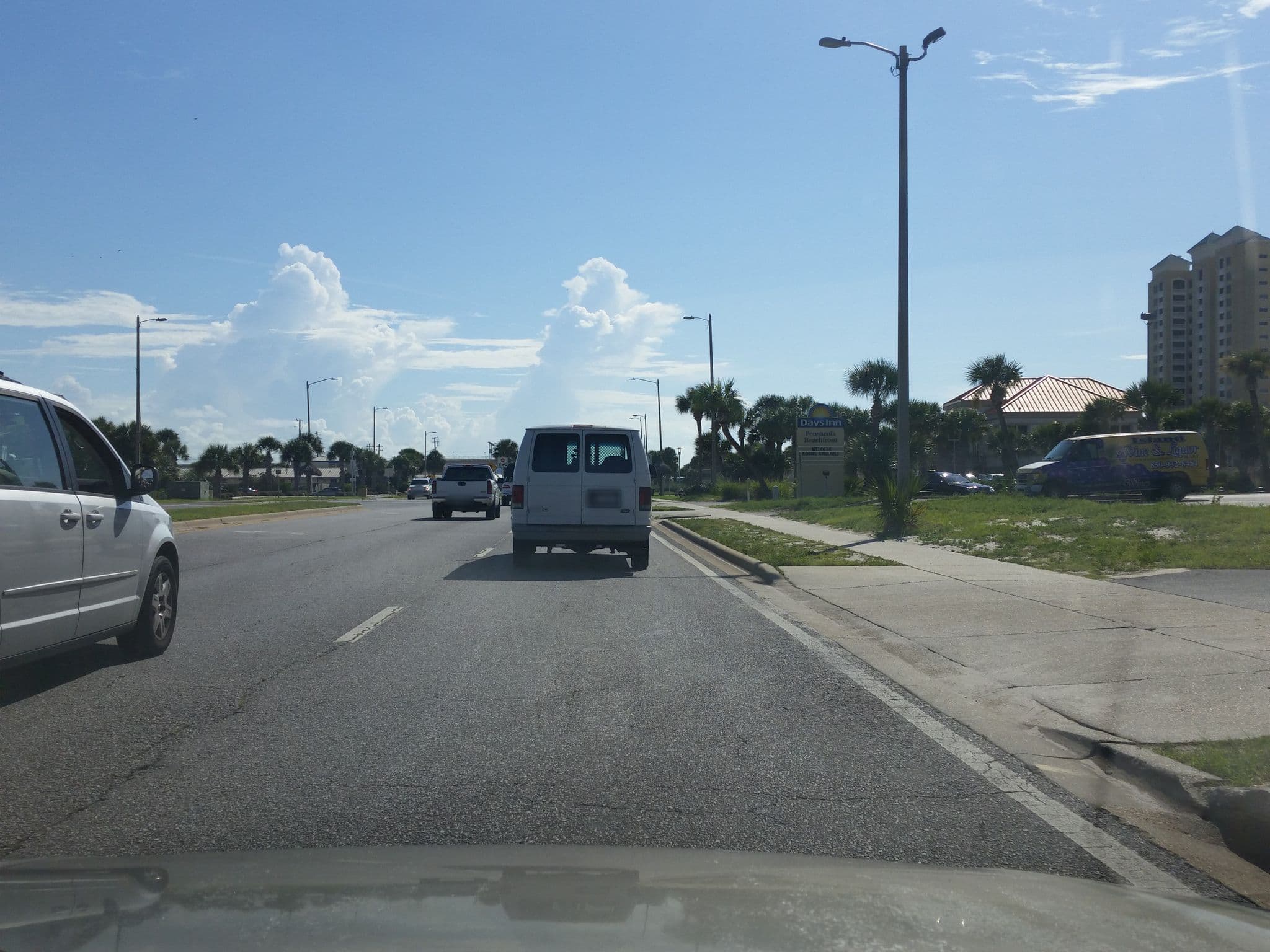 Street view near Beachside Resort Pensacola Beach, a Best Western Hotel, Gulf Breeze — © caboosey (CC BY-SA · Mapillary)