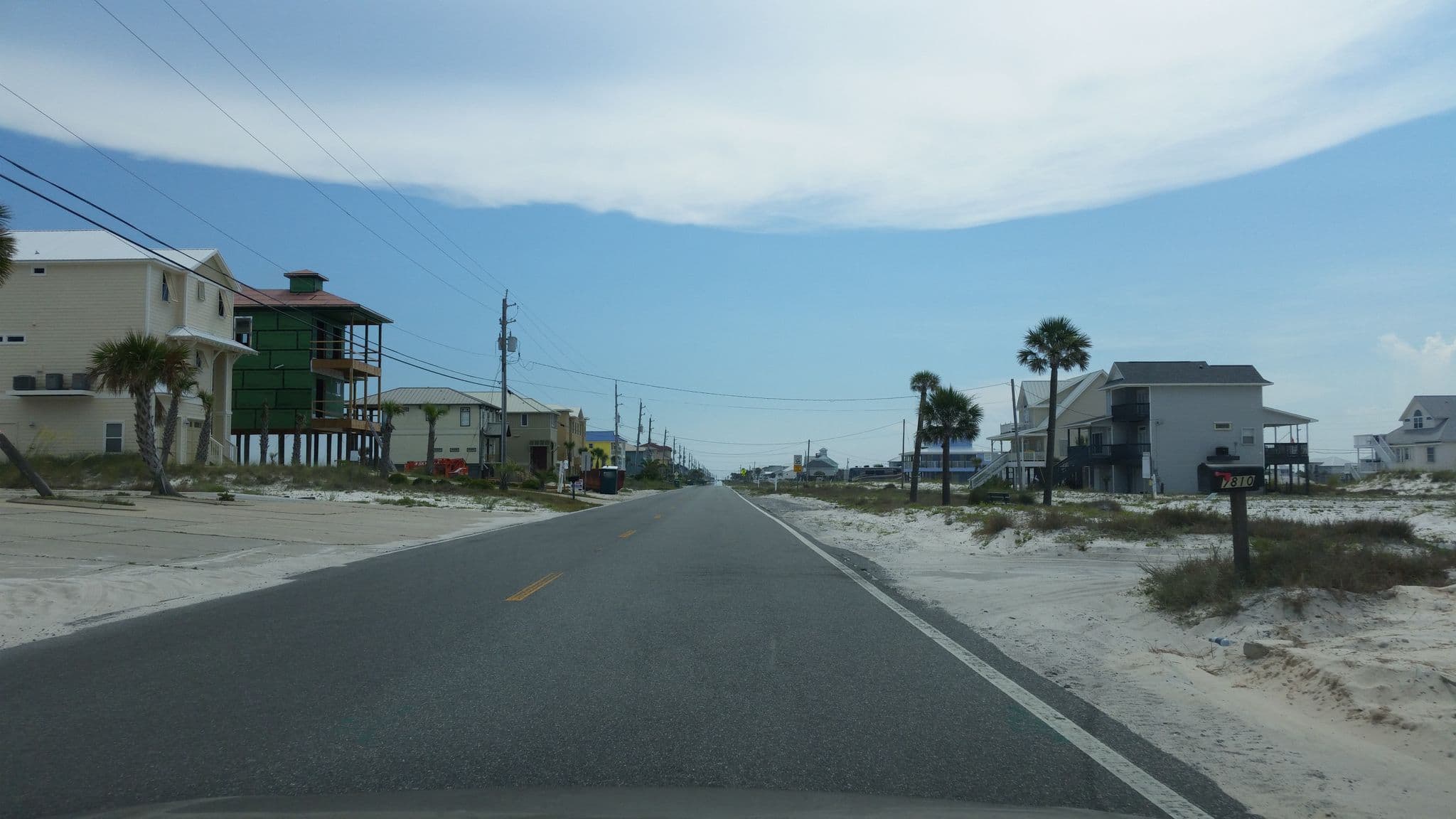 Street view near Sandpiper Beach House, Navarre — © caboosey (CC BY-SA · Mapillary)