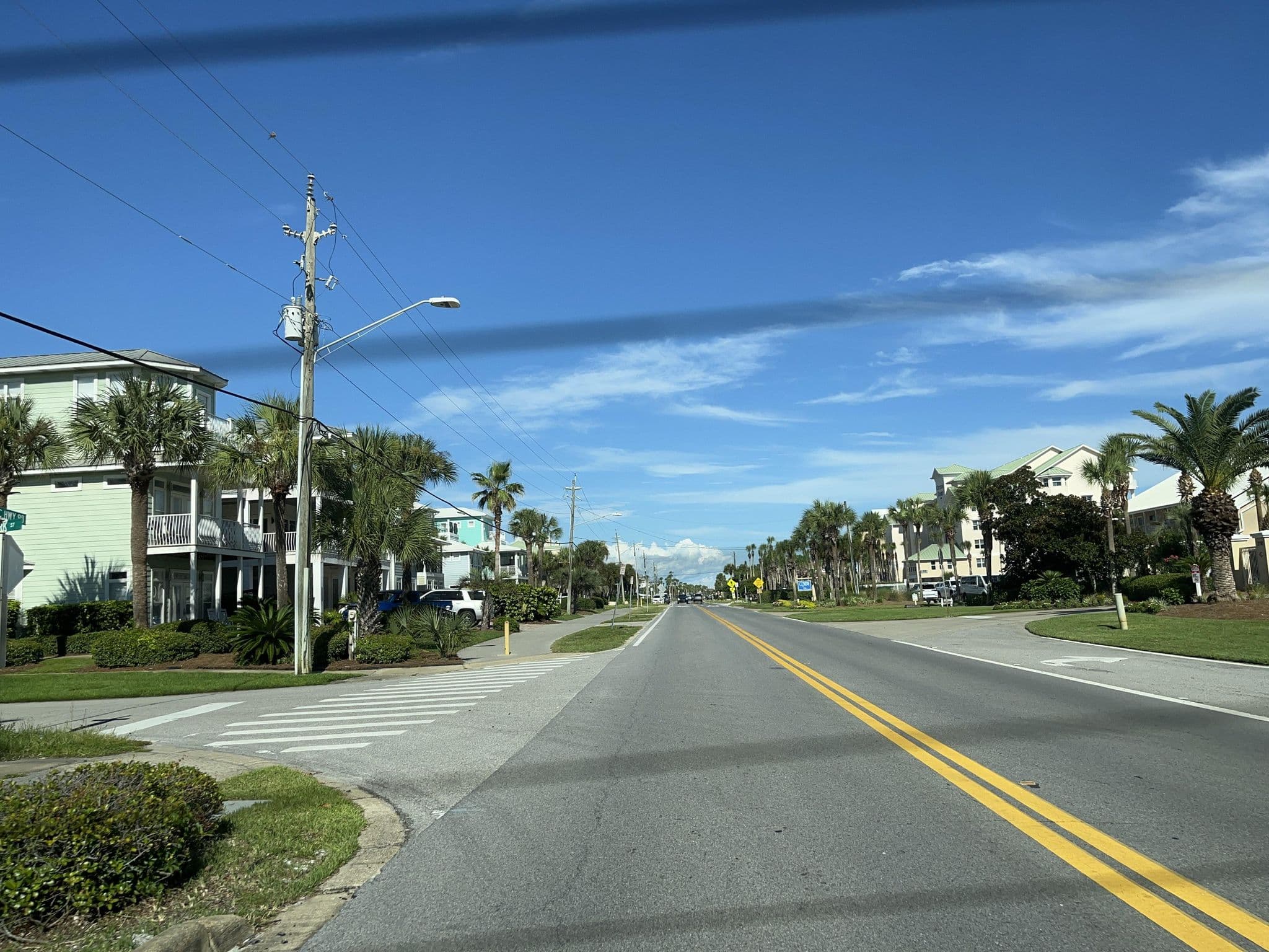 Street view near Banana Wind, Destin — © DriveWithHoang (CC BY-SA · Mapillary)