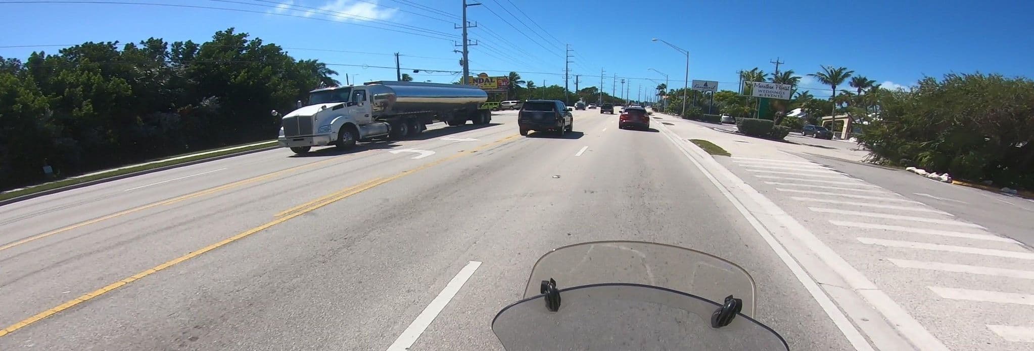 Street view near Coconut Cay Pool, Marathon — © networklanman (CC BY-SA · Mapillary)