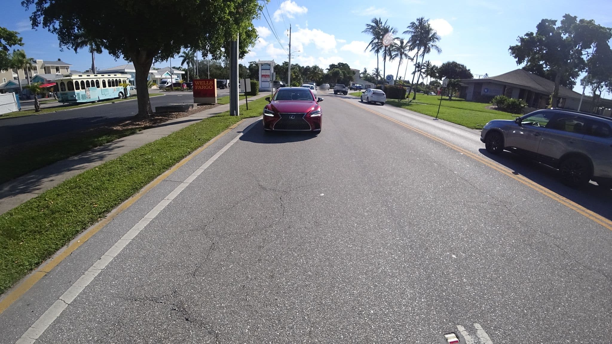 Street view near Waterline Marina Resort & Beach Club, Autograph Collection, Holmes Beach — © stuart_lioce (CC BY-SA · Mapillary)