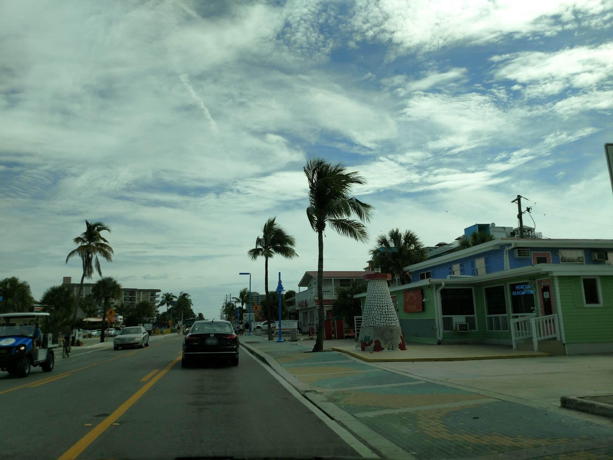 Street view near The Beacon, Fort Myers Beach — © raveneye (CC BY-SA · Mapillary)