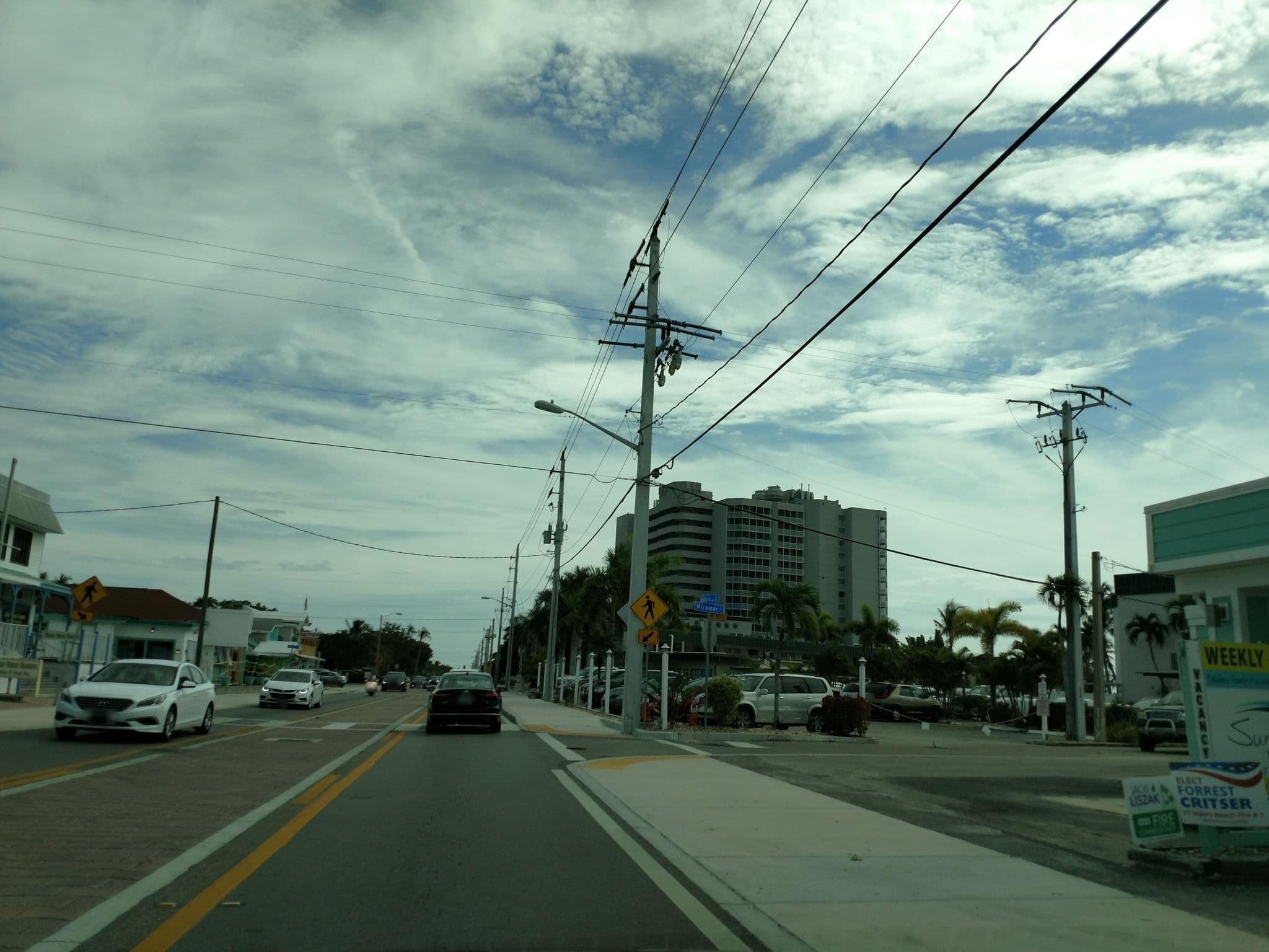 Street view near Sunny Beach Vacation Rentals & Sales, Fort Myers Beach — © raveneye (CC BY-SA · Mapillary)