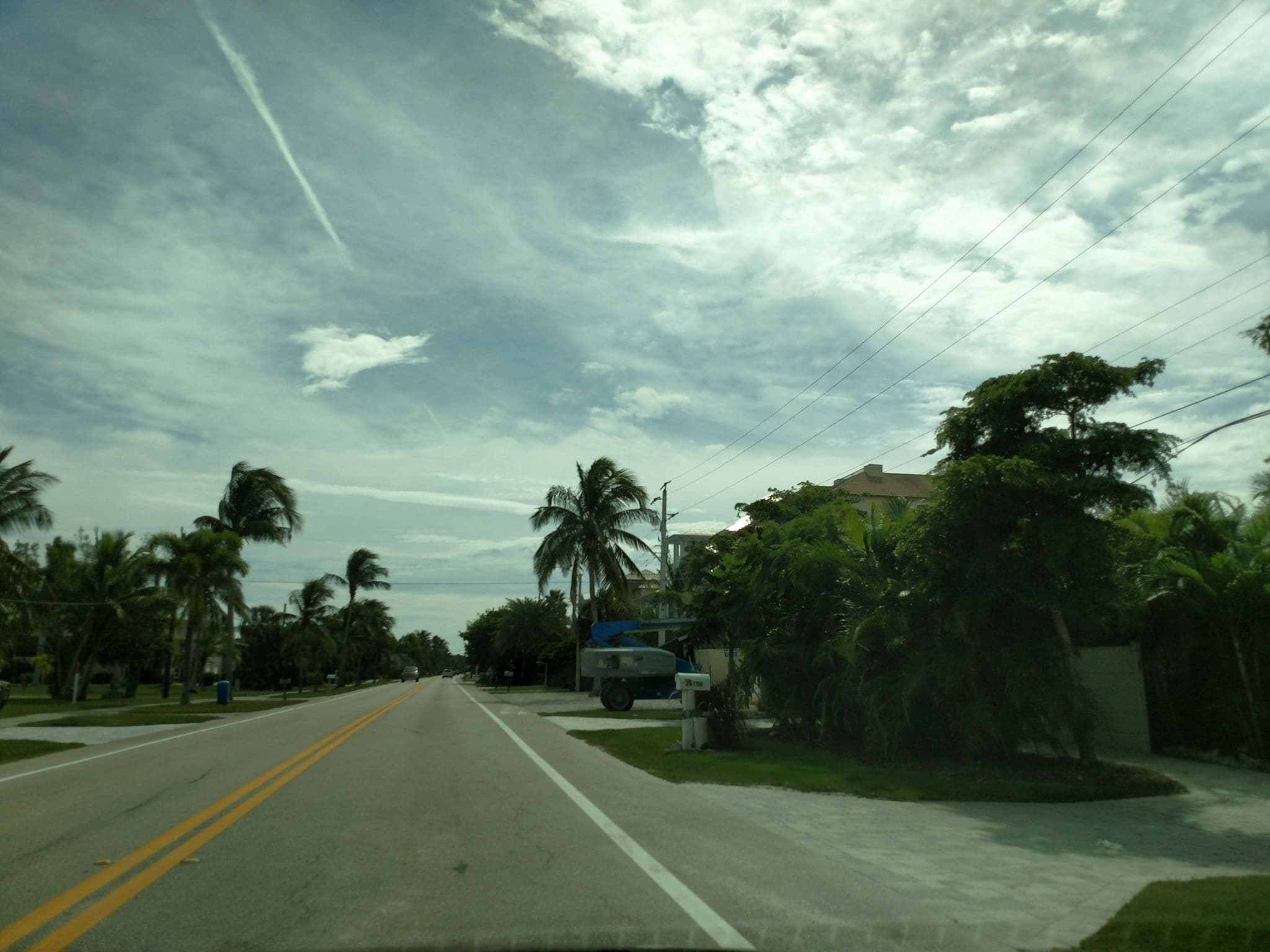 Street view near Sunset Suites, Bonita Springs — © raveneye (CC BY-SA · Mapillary)