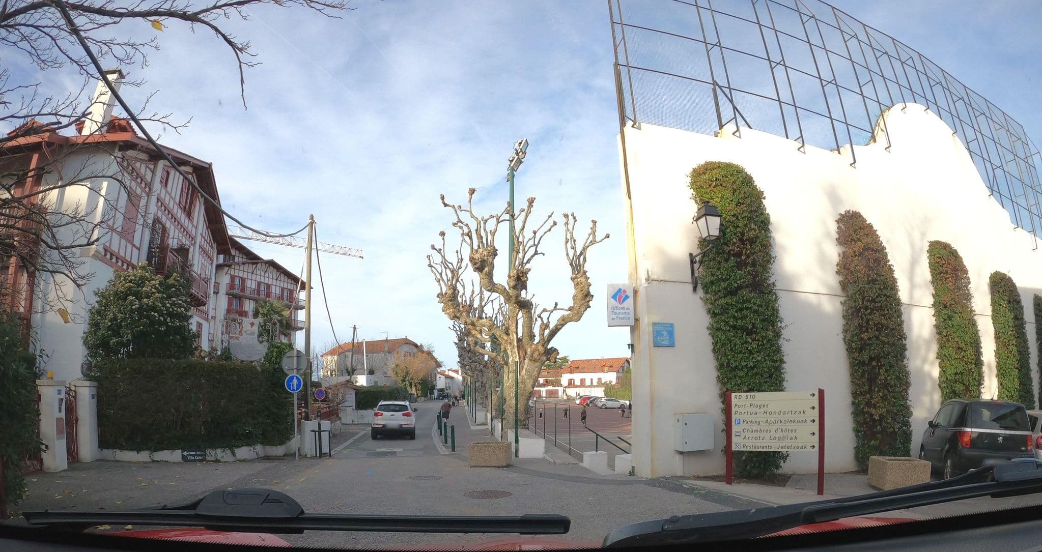 Street view near Villa Catarie, Guéthary — © patchanka (CC BY-SA · Mapillary)