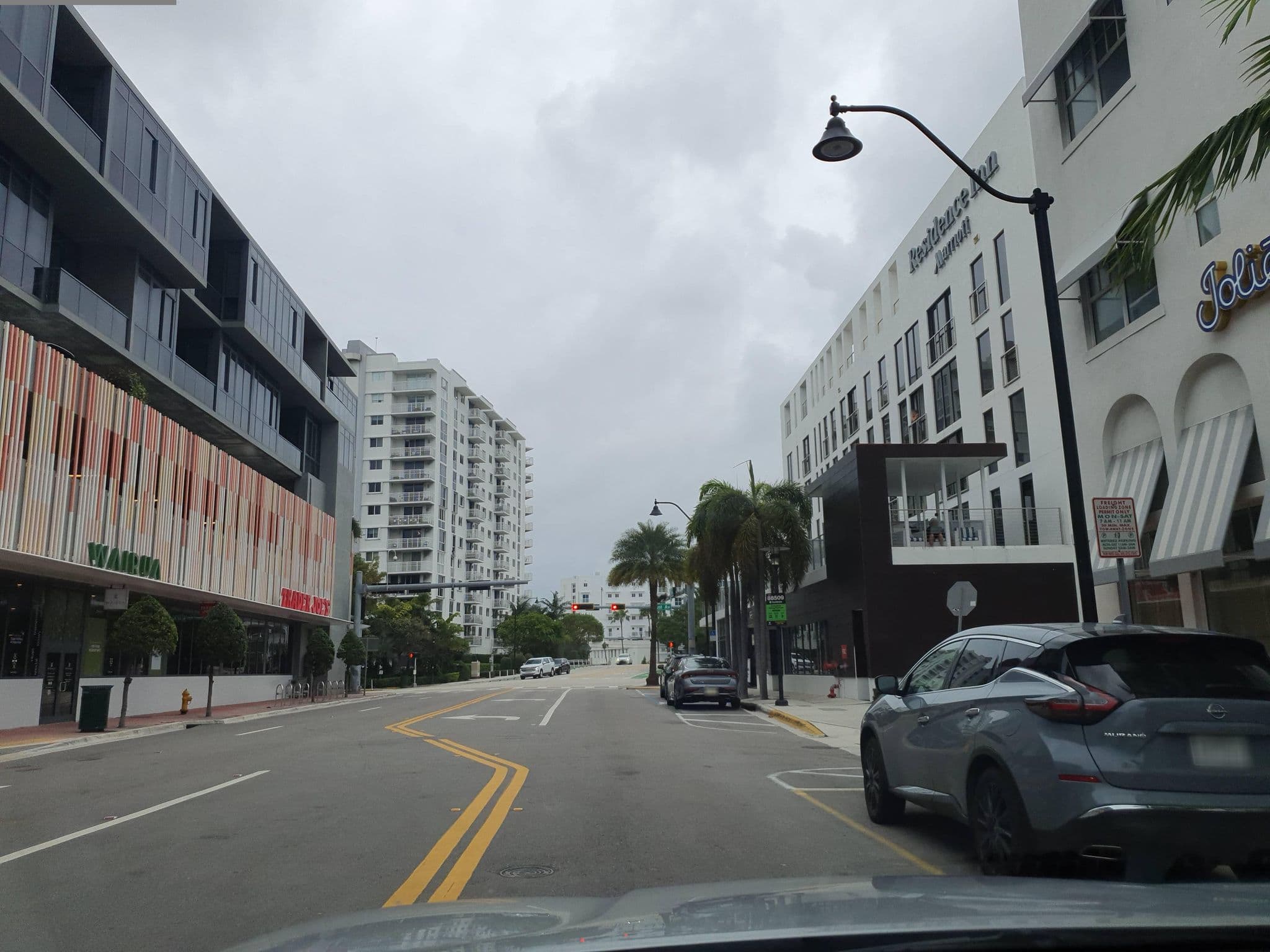 Street view near Hotel Variety, Miami Beach — © teddy73 (CC BY-SA · Mapillary)