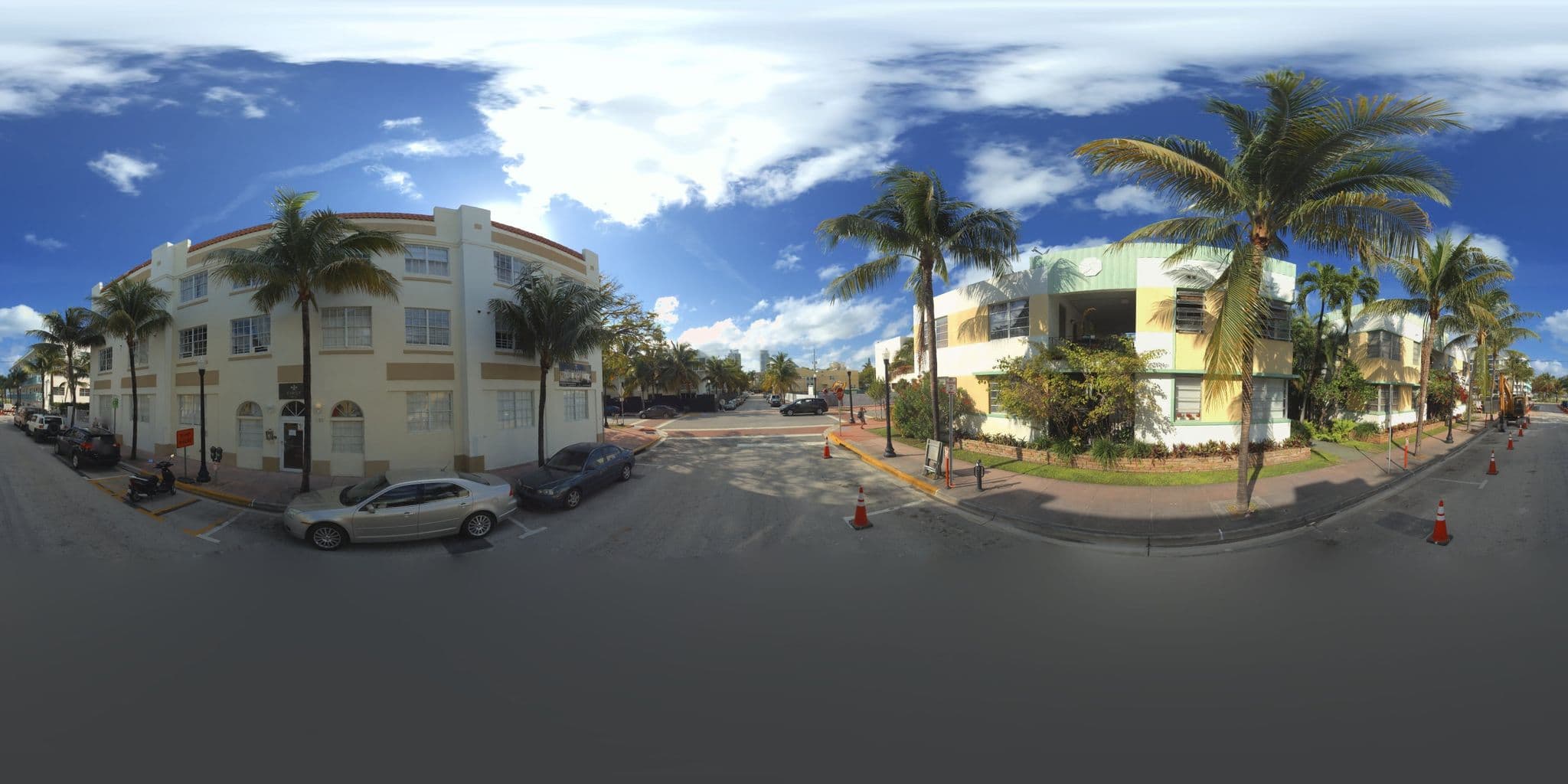 Street view near Luxury Boutique, Miami Beach — © microsoft (CC BY-SA · Mapillary)