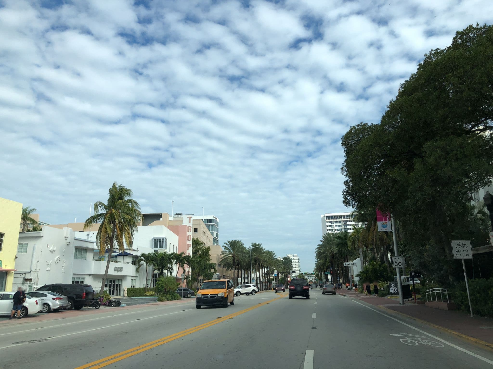 Street view near Royal Palm Hotel Rooftop Party, Miami Beach — © laye (CC BY-SA · Mapillary)