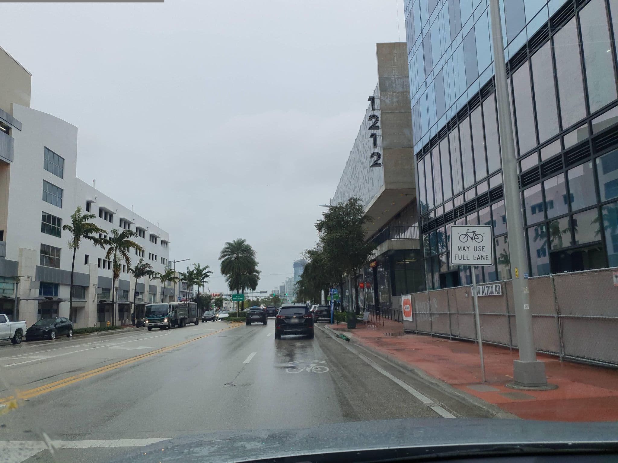 Street view near CitizenM Miami South Beach, Miami Beach — © teddy73 (CC BY-SA · Mapillary)