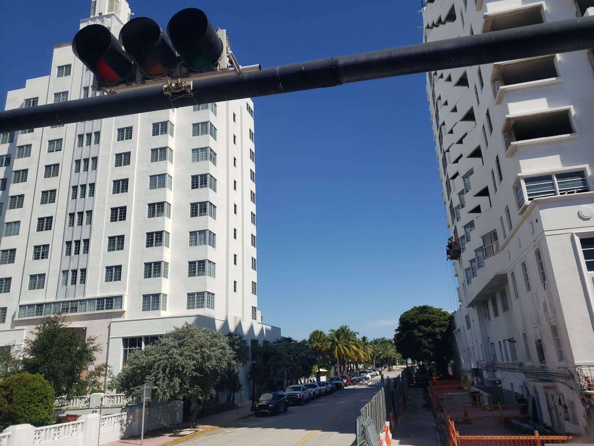 Street view near Surfcatcher, Miami Beach — © mapfool (CC BY-SA · Mapillary)