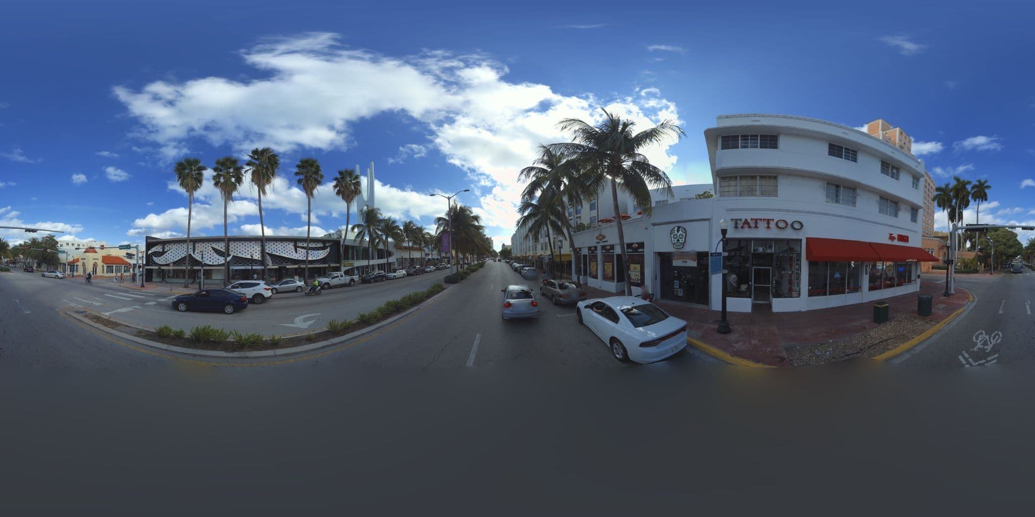 Street view near Royal Hotel, Miami Beach — © microsoft (CC BY-SA · Mapillary)