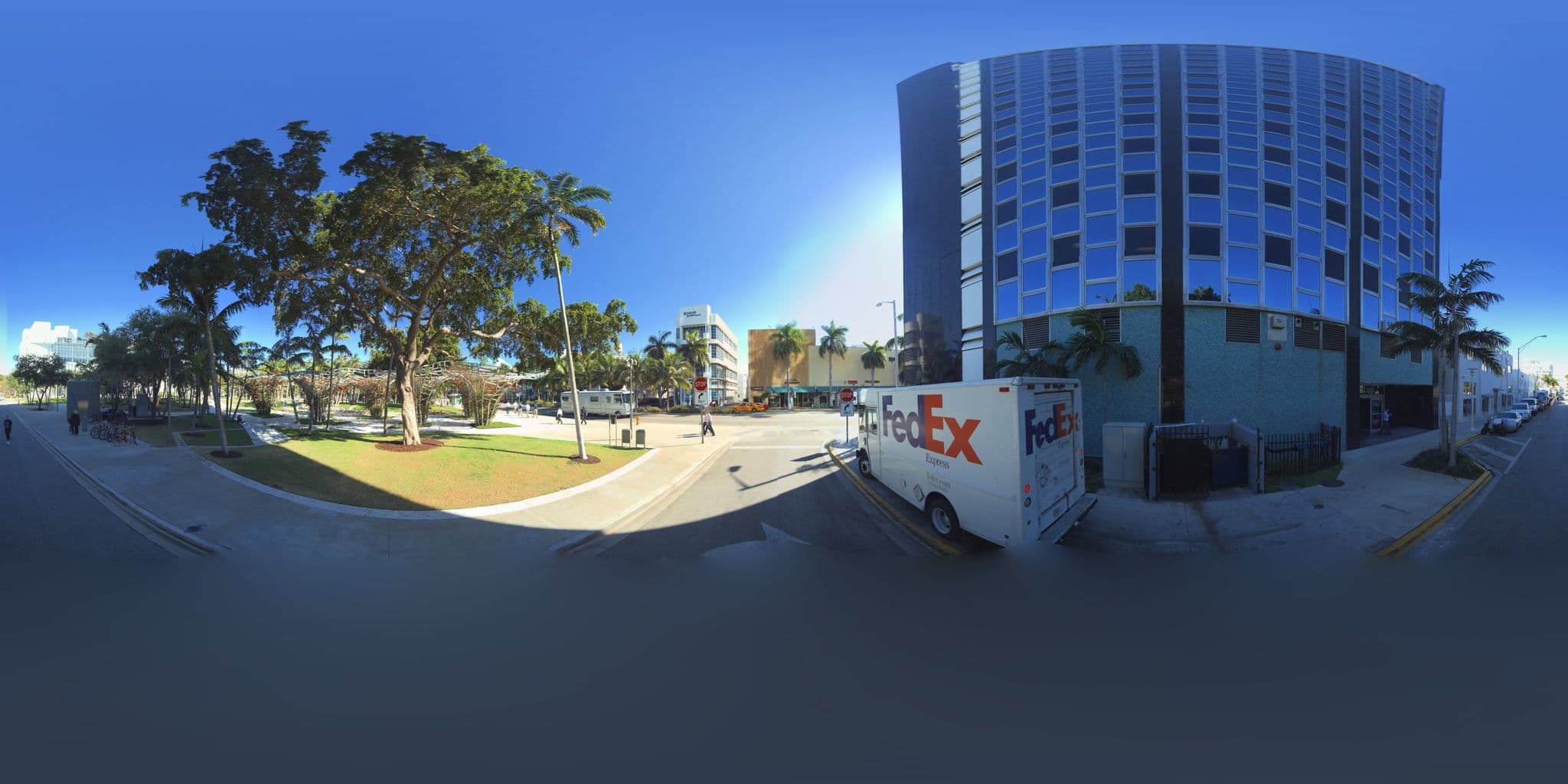 Street view near Regency of Miami, Miami Beach — © microsoft (CC BY-SA · Mapillary)