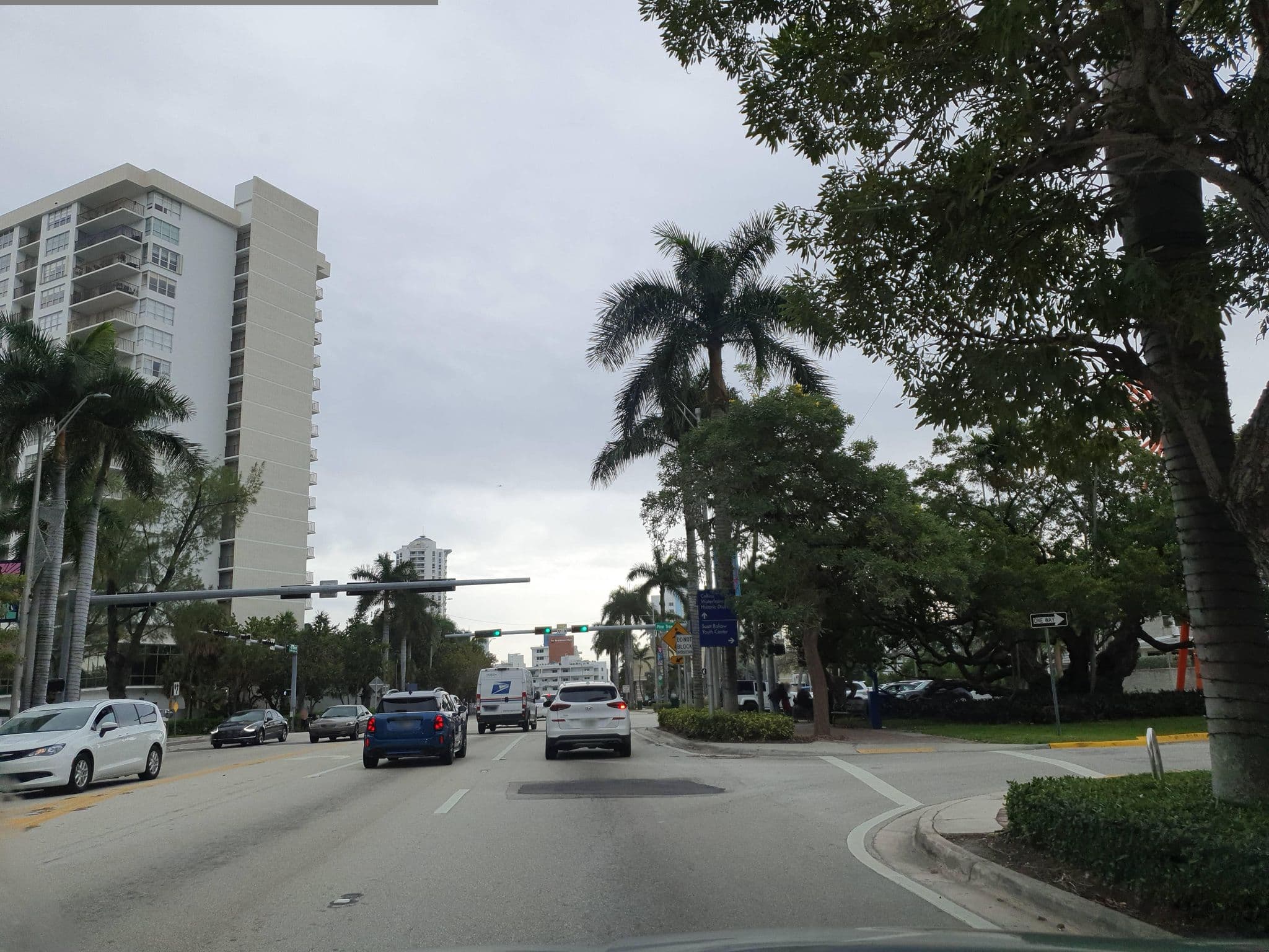 Street view near Luxury Vacations Miami, Miami Beach — © teddy73 (CC BY-SA · Mapillary)