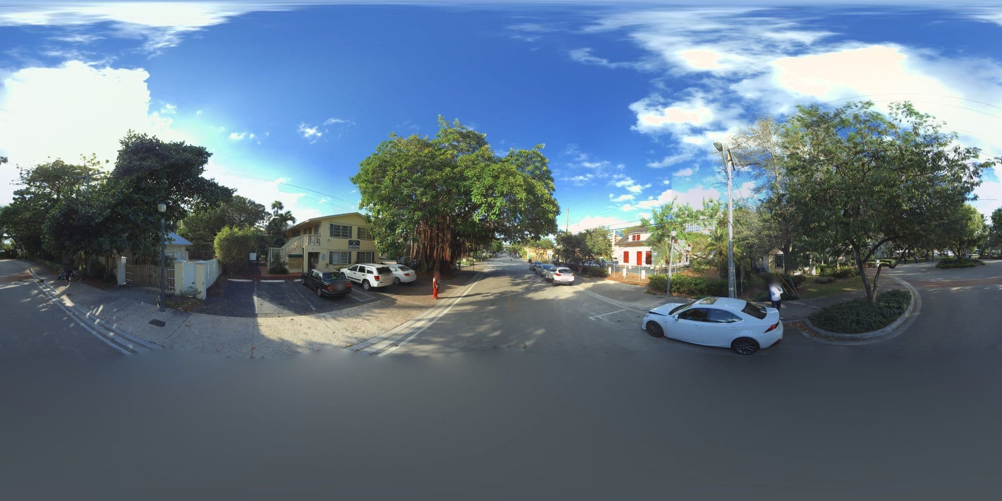 Street view near The River House, Fort Lauderdale — © microsoft (CC BY-SA · Mapillary)