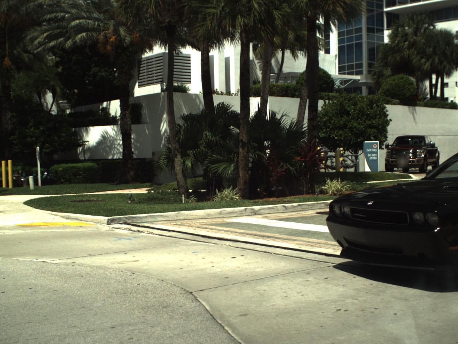 Street view near Presidential Suite, Hallandale Beach — © fdot_vl (CC BY-SA · Mapillary)