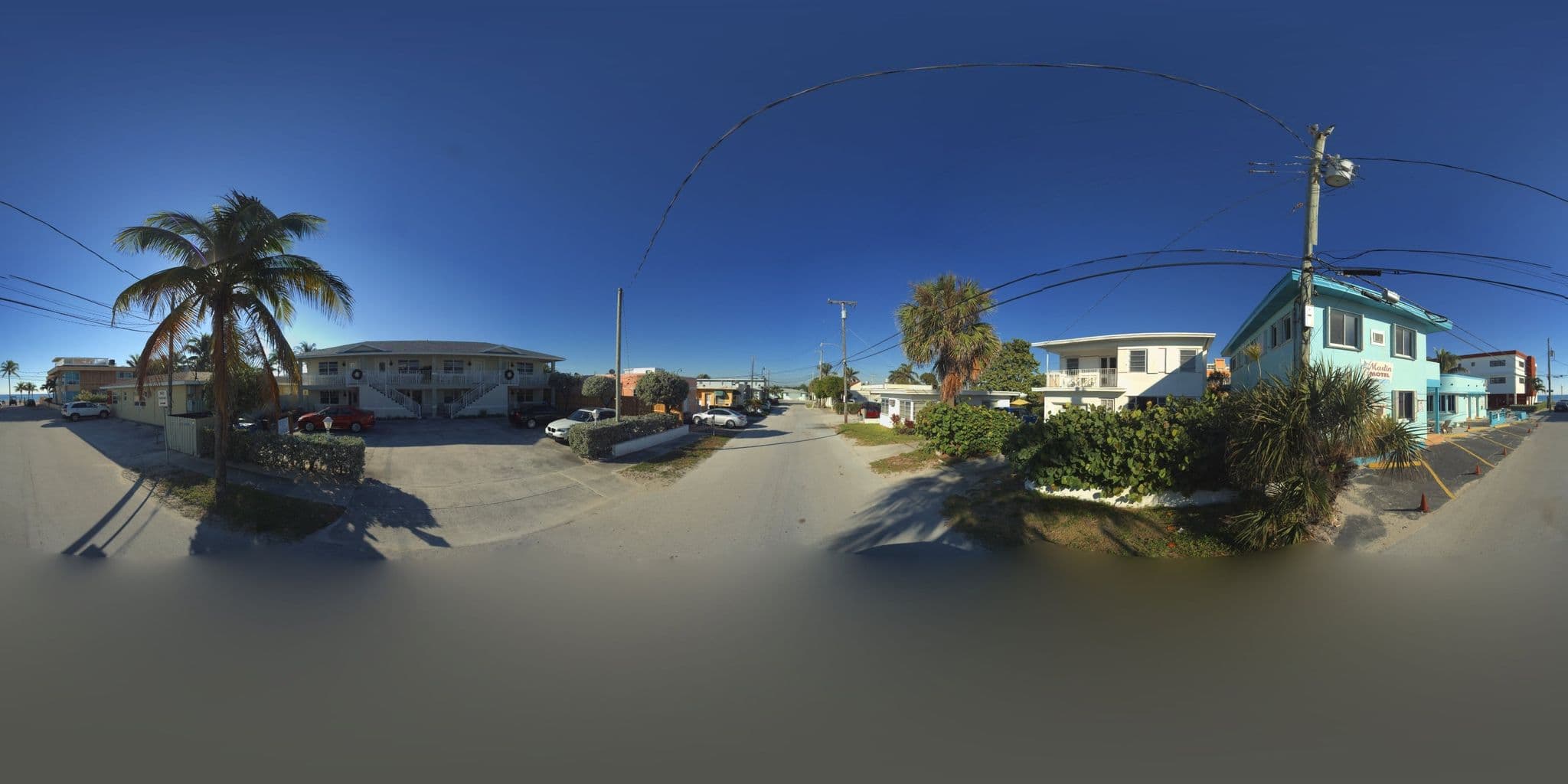 Street view near Marlin Motel, Dania Beach — © microsoft (CC BY-SA · Mapillary)