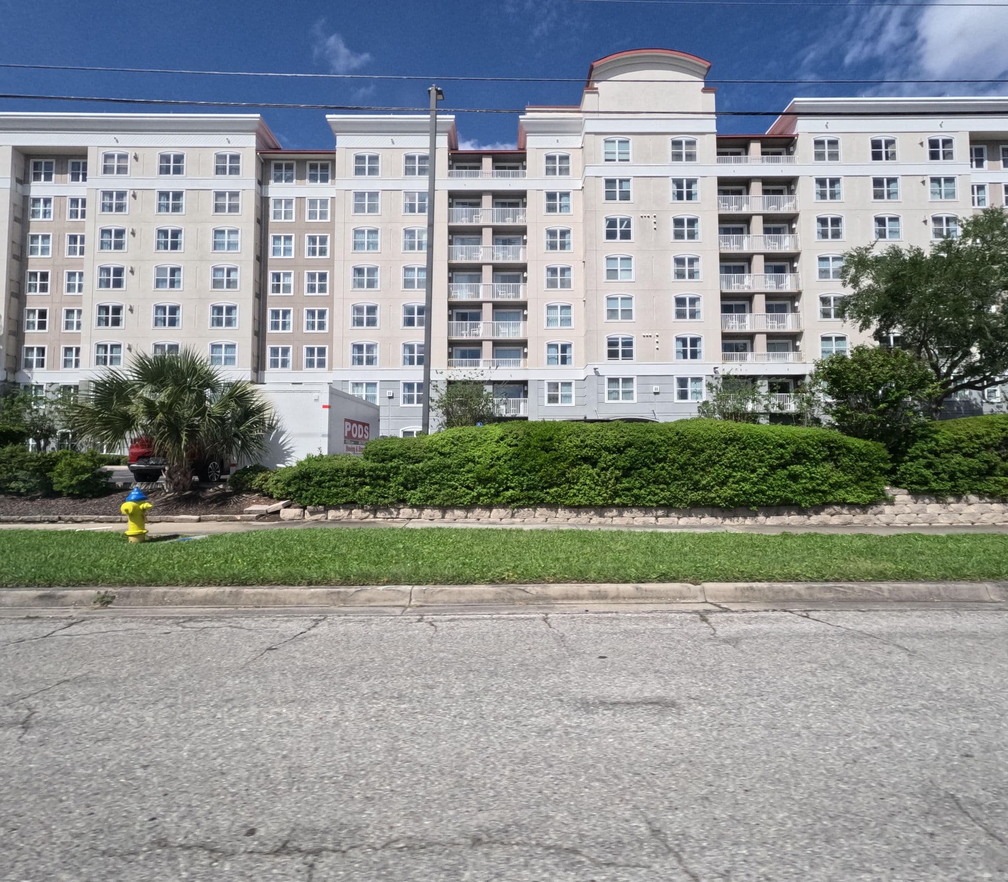Street view near Residence Inn Pool, Tampa — © allen (CC BY-SA · Mapillary)