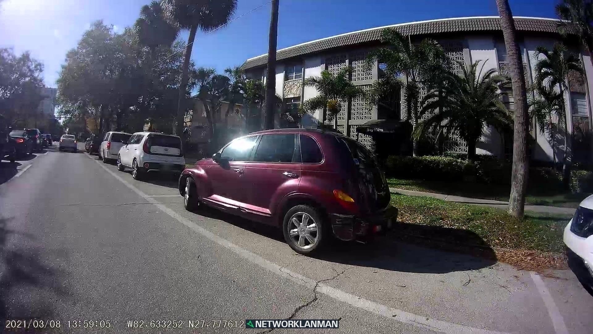 Street view near Prestige Collection, St. Petersburg — © networklanman (CC BY-SA · Mapillary)
