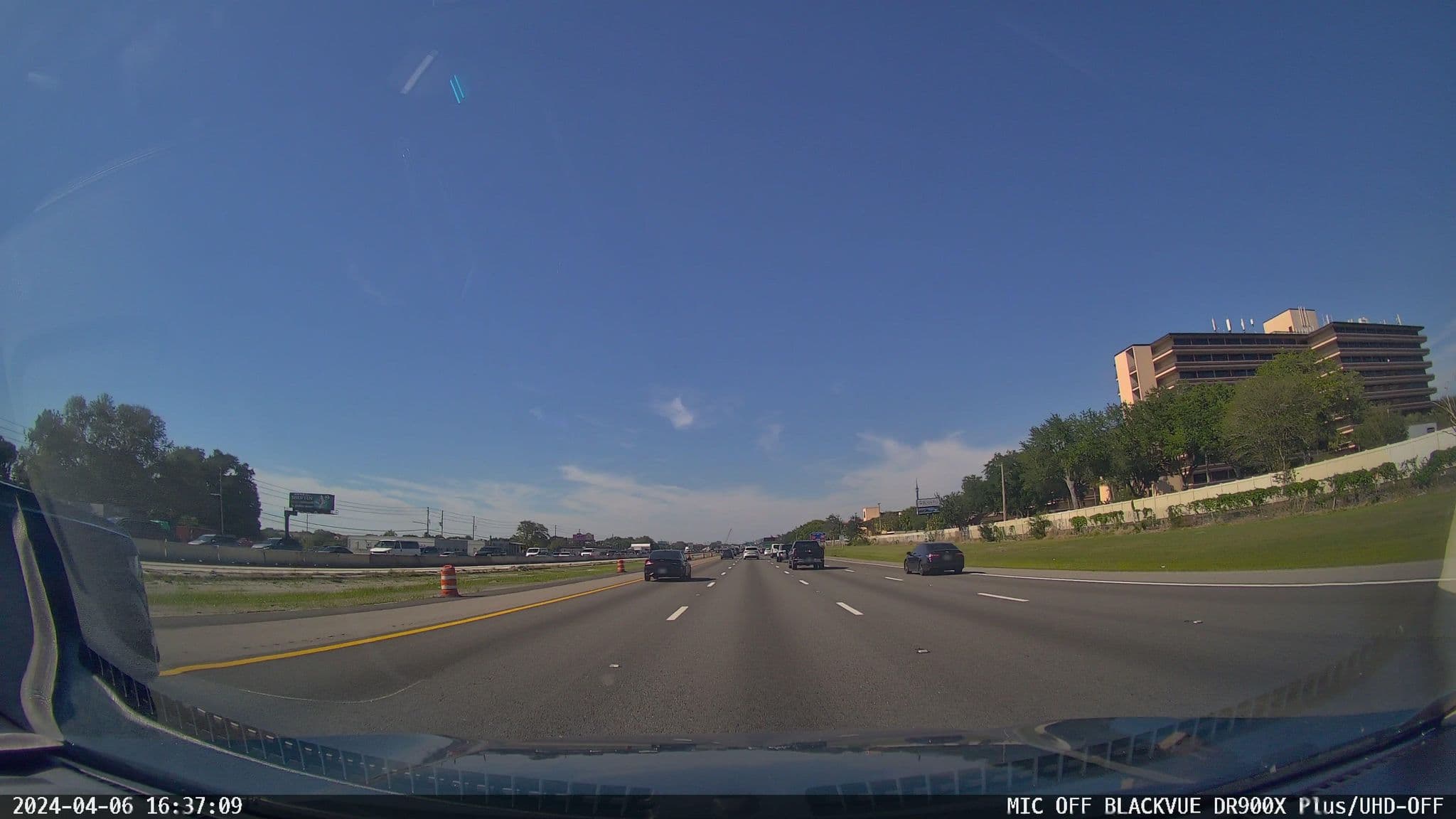 Street view near Room 4815 RosenInn At Pointe, Doctor Phillips — © allen (CC BY-SA · Mapillary)