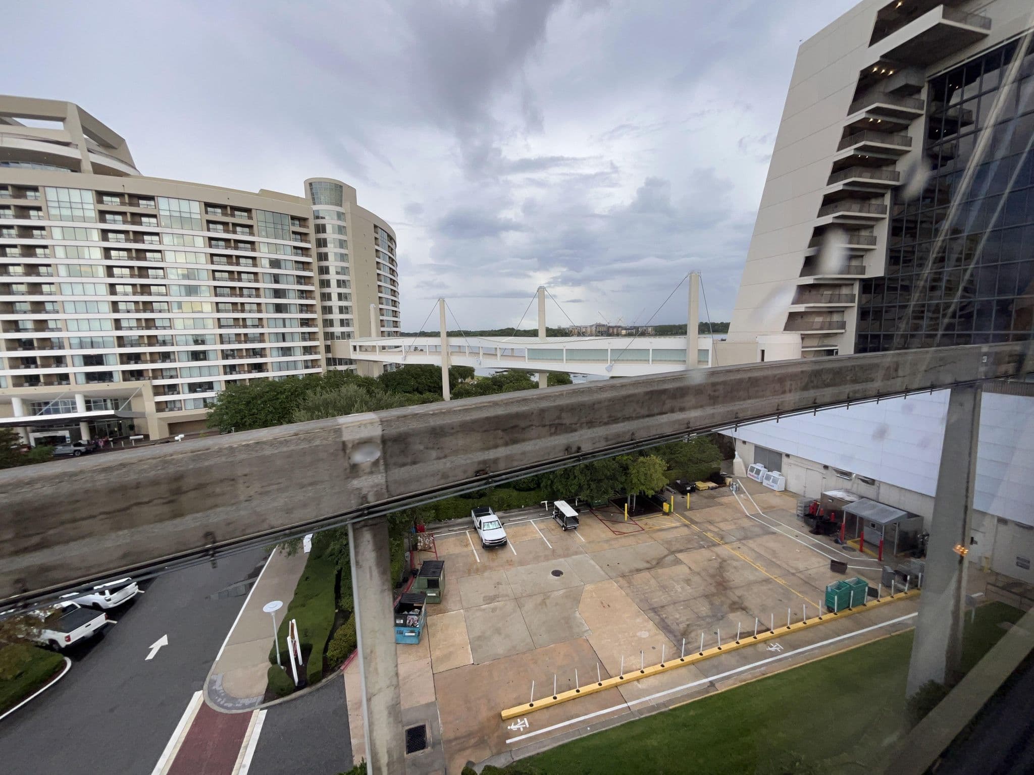 Street view near Contemporary Resort Gingerbread House, Horizon West — © Lanka6359 (CC BY-SA · Mapillary)